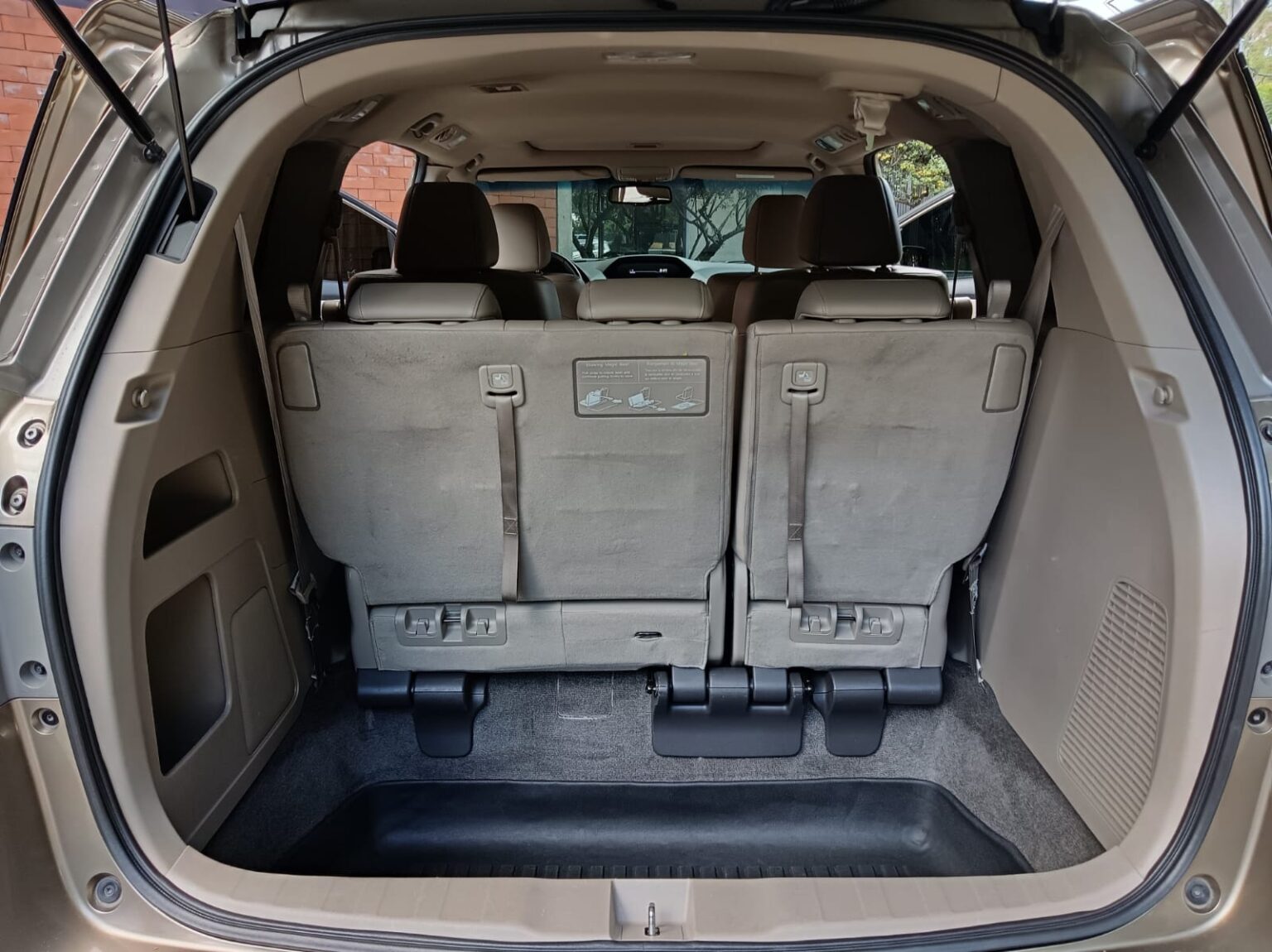 Honda-Odyssey-2011-105DZN (10)