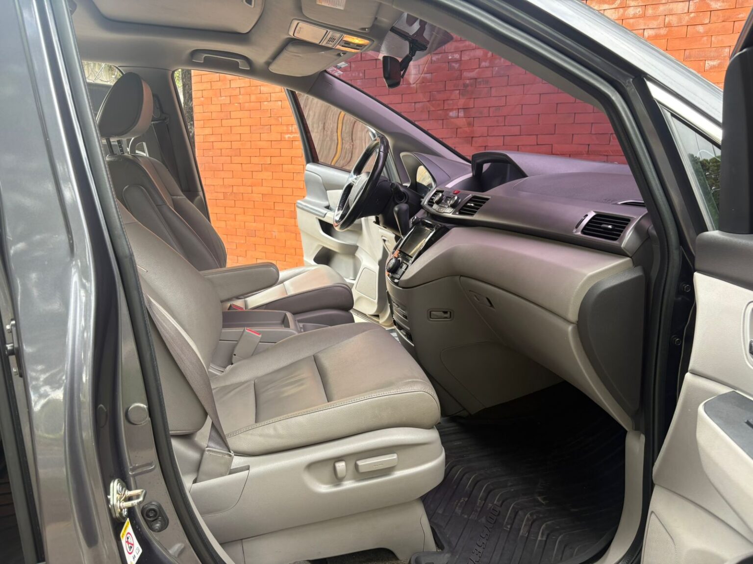 Honda-Odyssey-EX-2016-963GHX (17)