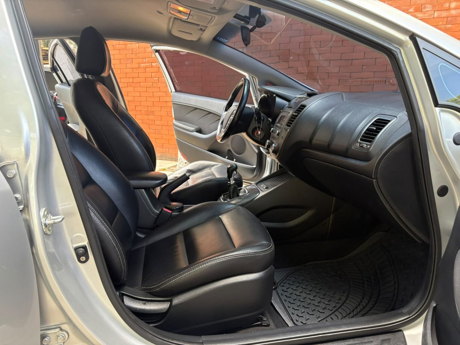 Kia-Cerato-SX-2014-373FMN (10)