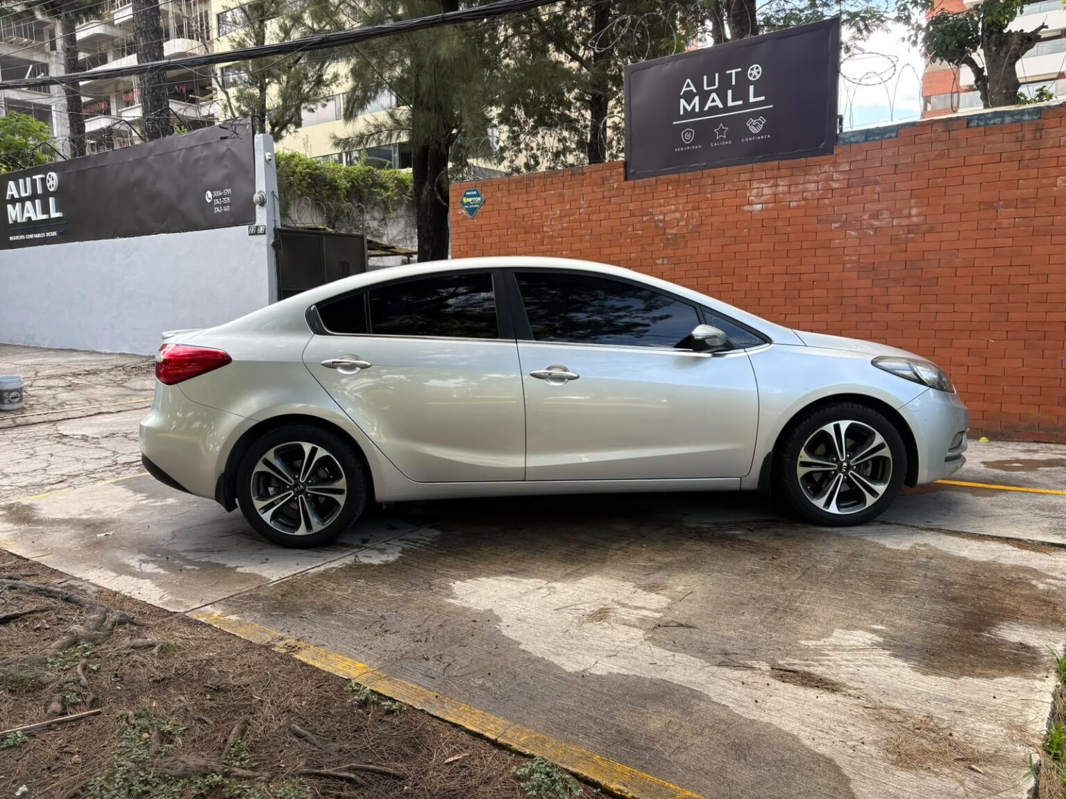 Kia-Cerato-SX-2014-373FMN (7)
