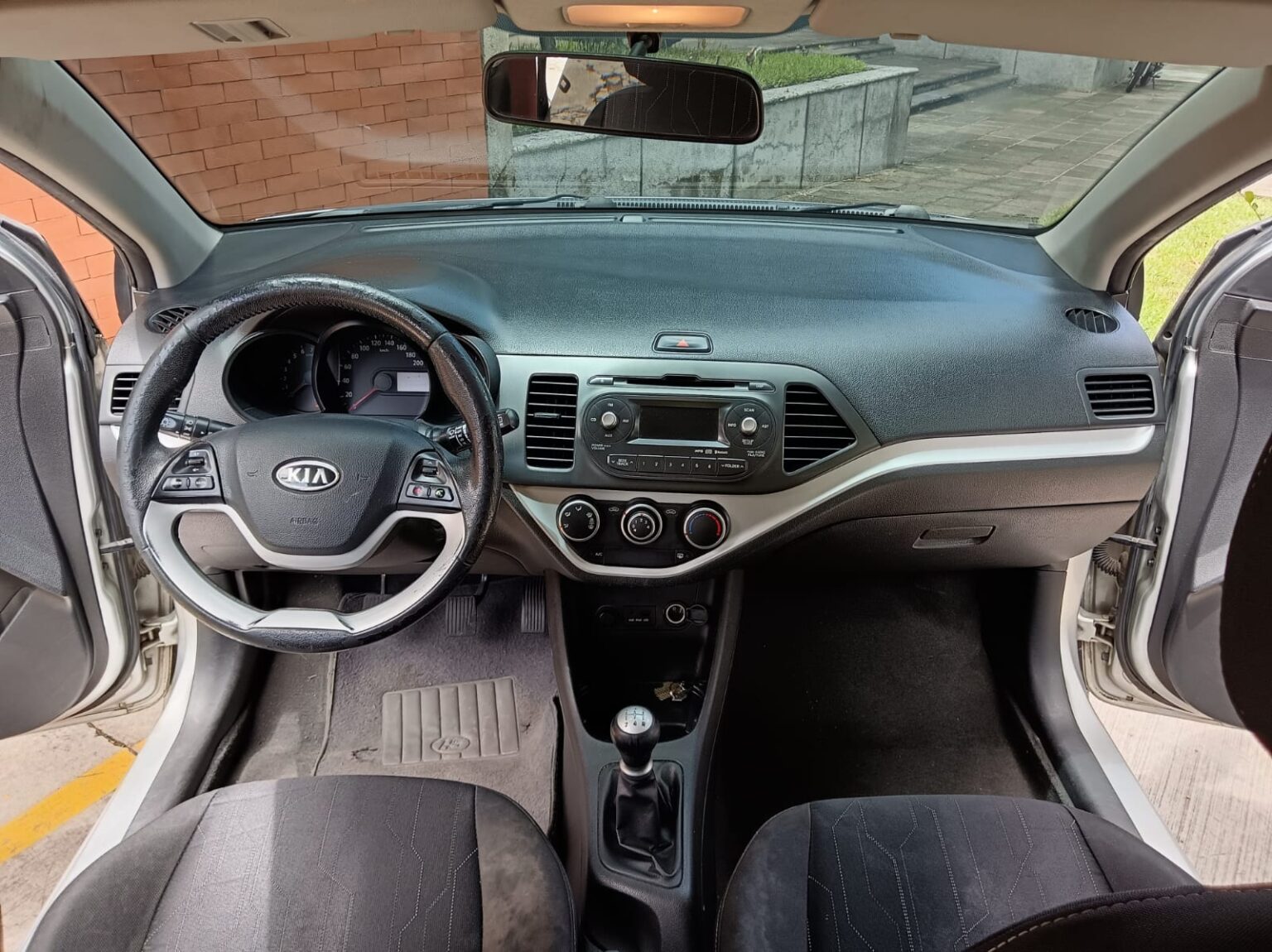 Kia-Picanto-EX-MT-2012-643FGZ (7)