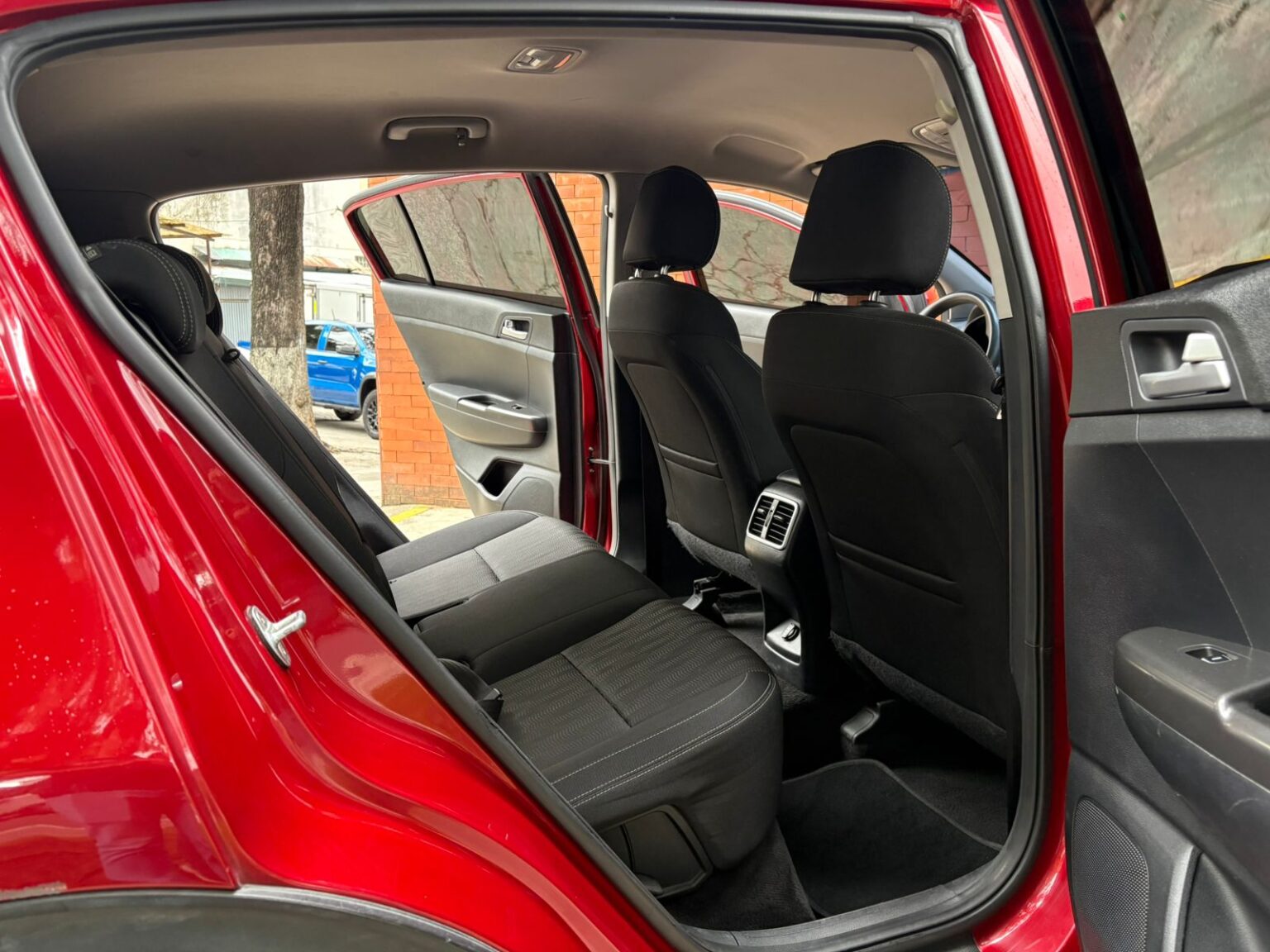 Kia-Sportage-LX-2020-117JWJ (10)