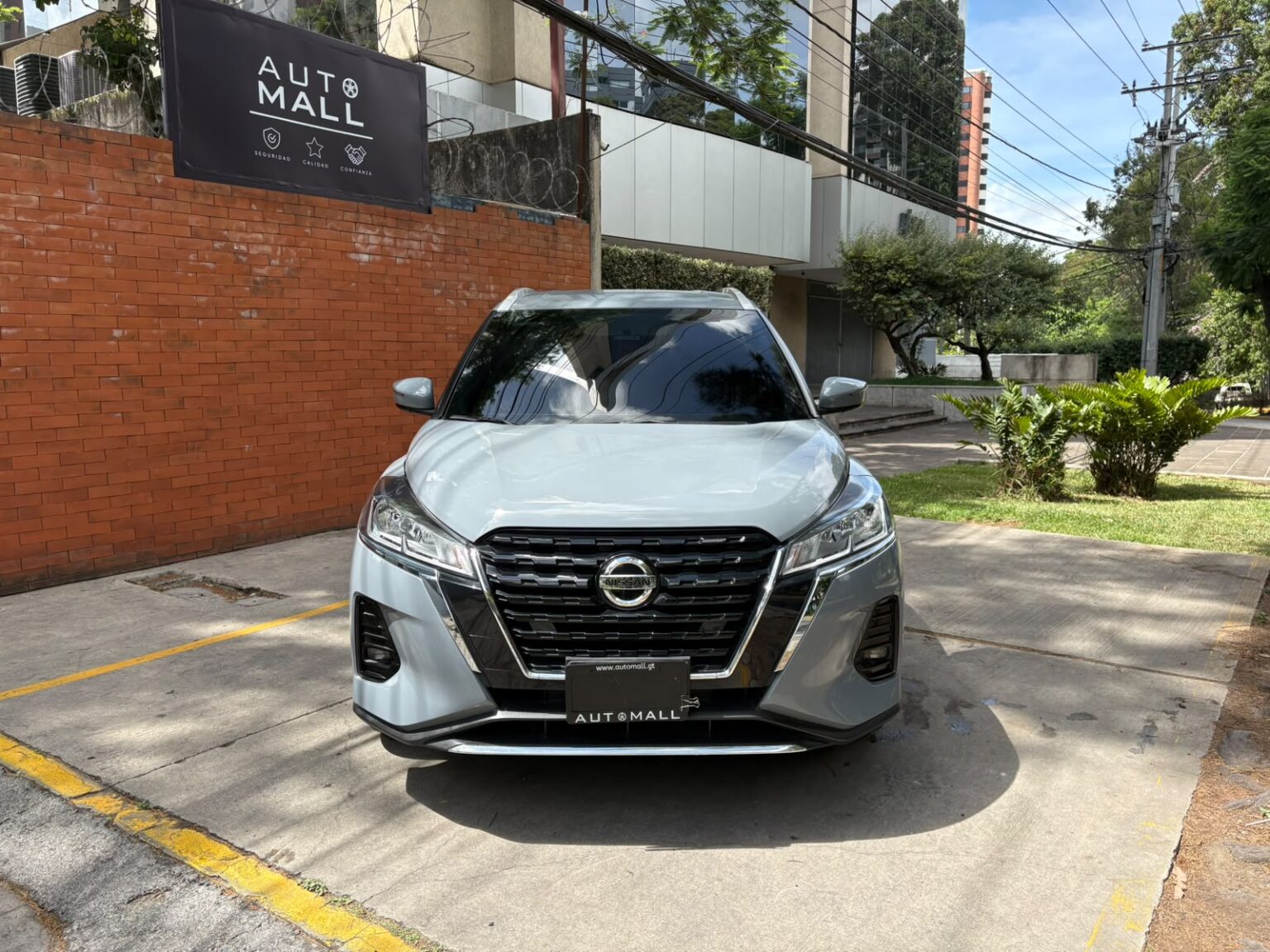 Nissan-Kicks-2022-271JKC (1)