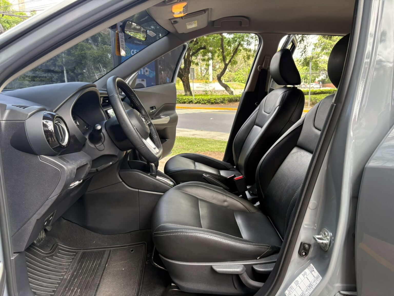 Nissan-Kicks-2022-271JKC (8)