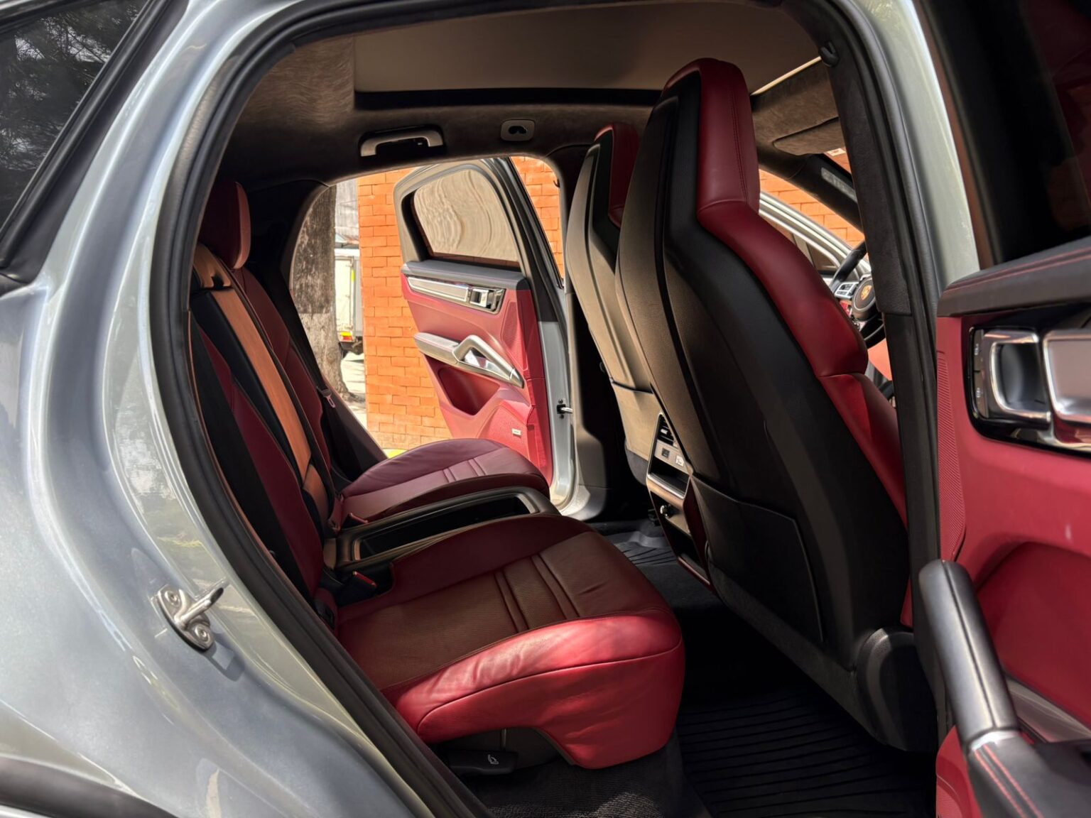 Porsche-Cayenne-Turbo-S-hibrid-Blindada-2023-390KGY (11)