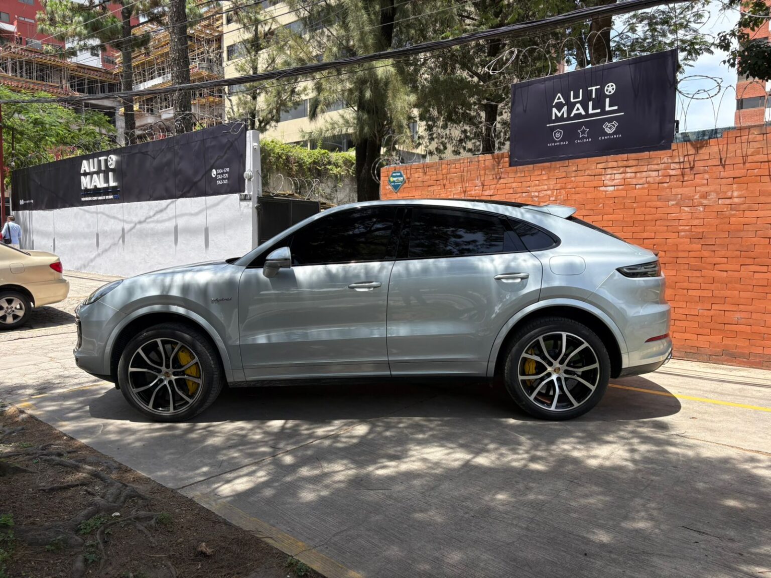Porsche-Cayenne-Turbo-S-hibrid-Blindada-2023-390KGY (7)