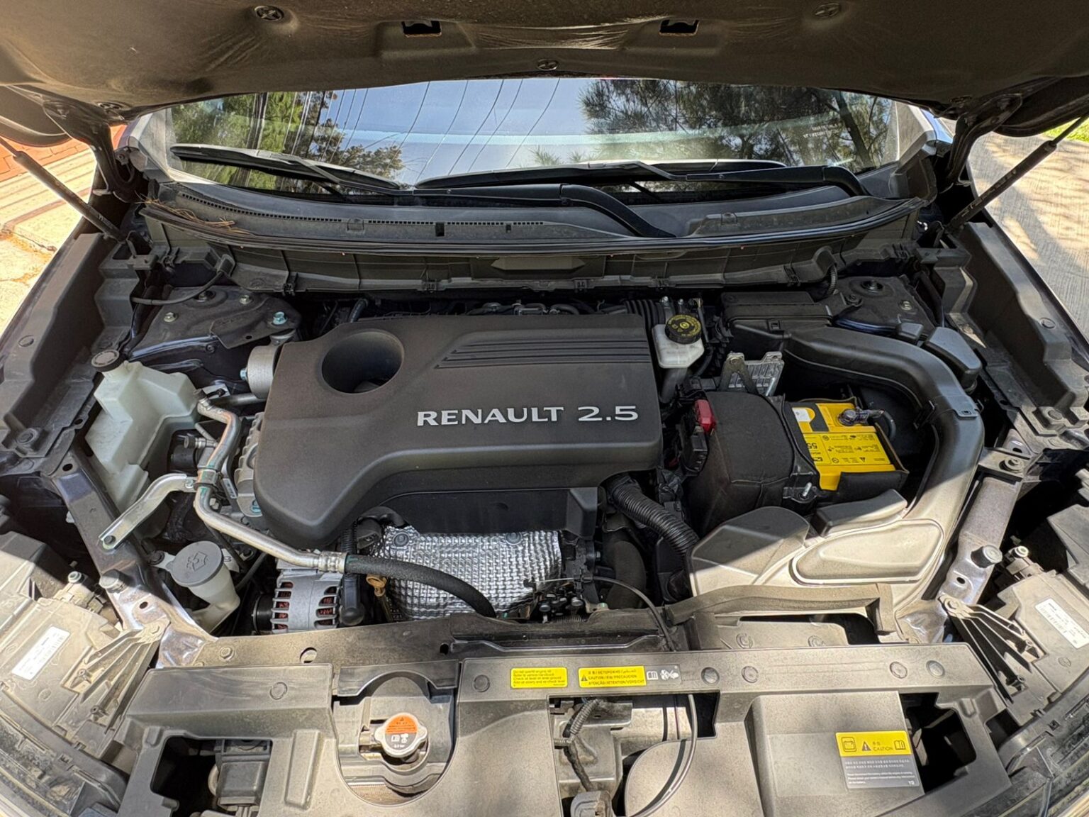 Renault-Koleos-2022-082JLQ (16)