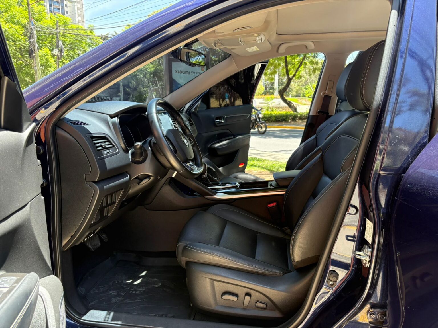Renault-Koleos-2022-082JLQ (8)