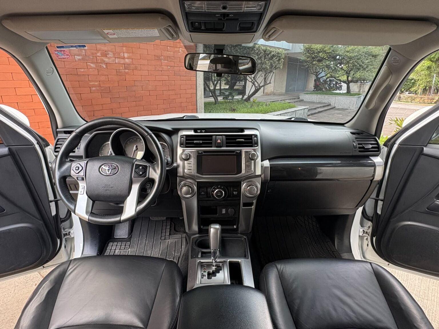 Toyota-4Runner-2019-589GYQ (12)