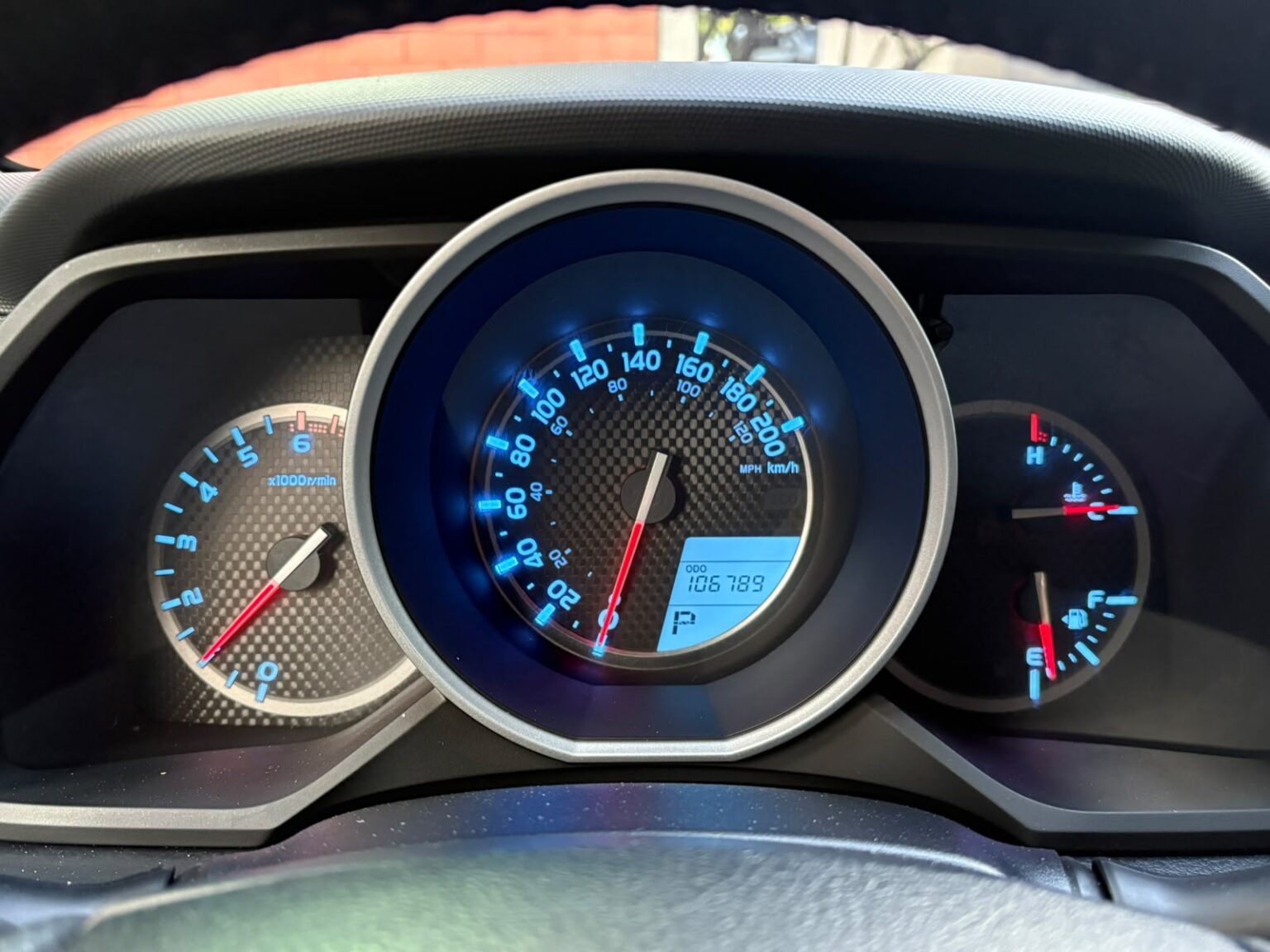 Toyota-4Runner-2019-589GYQ (13)
