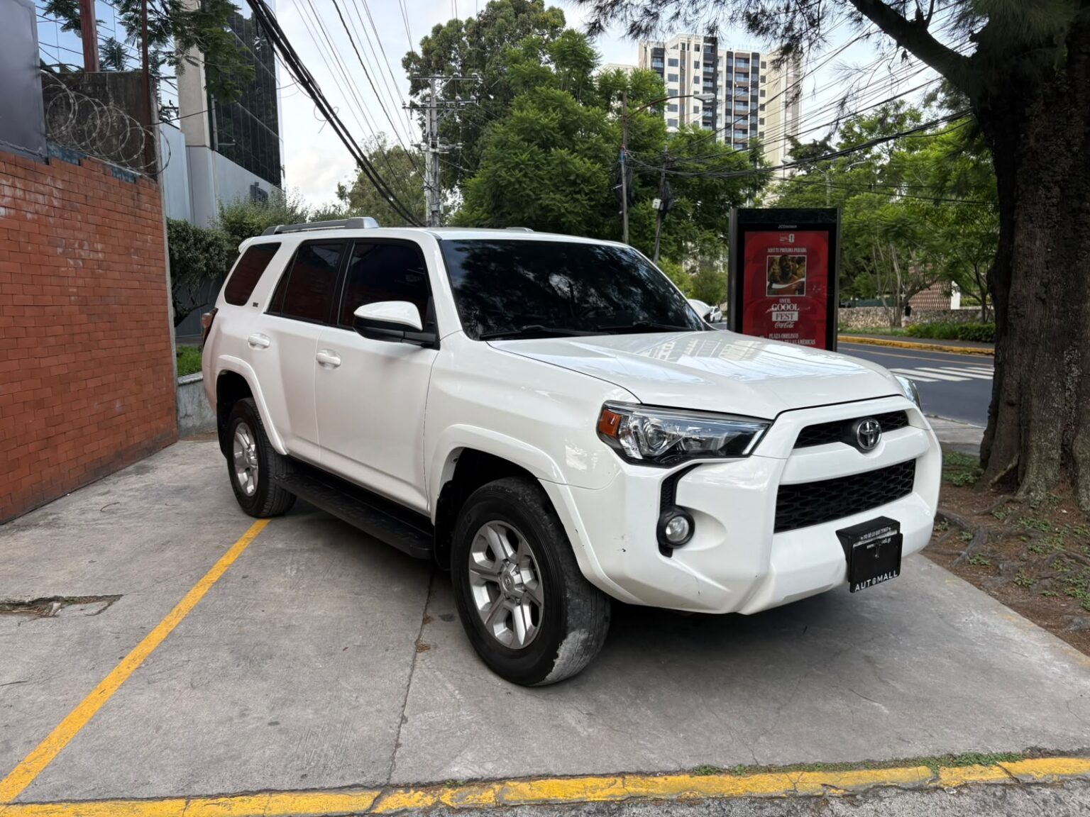 Toyota-4Runner-2019-589GYQ (2)