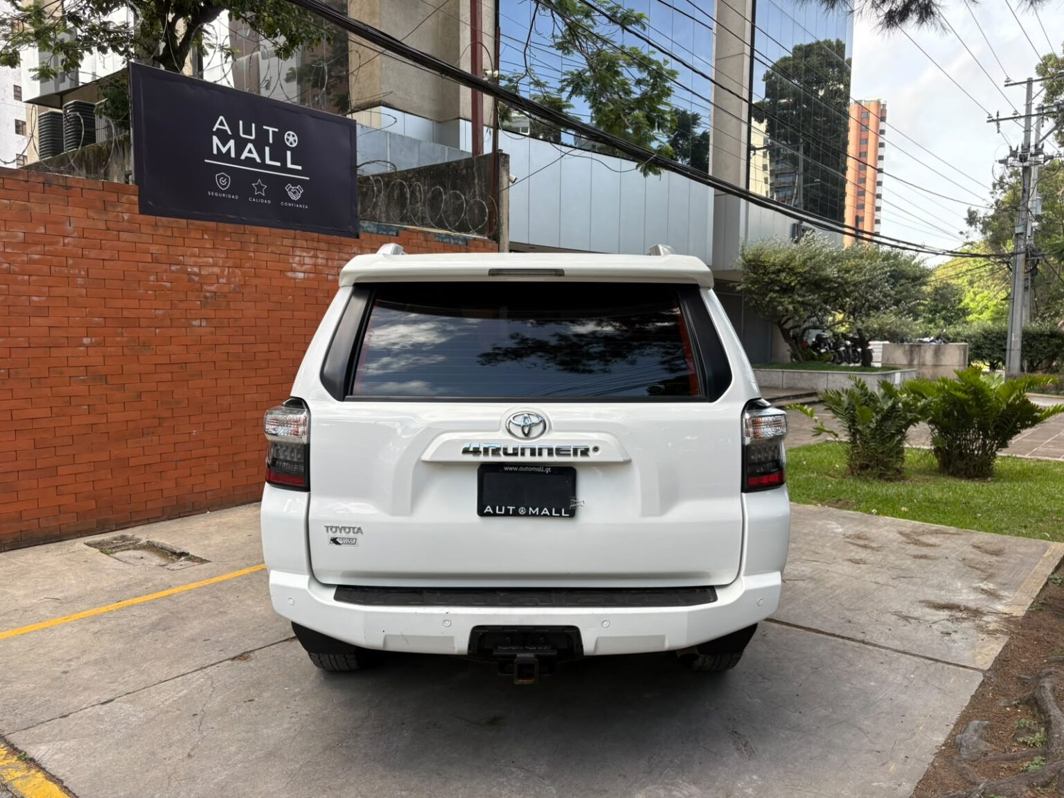 Toyota-4Runner-2019-589GYQ (5)