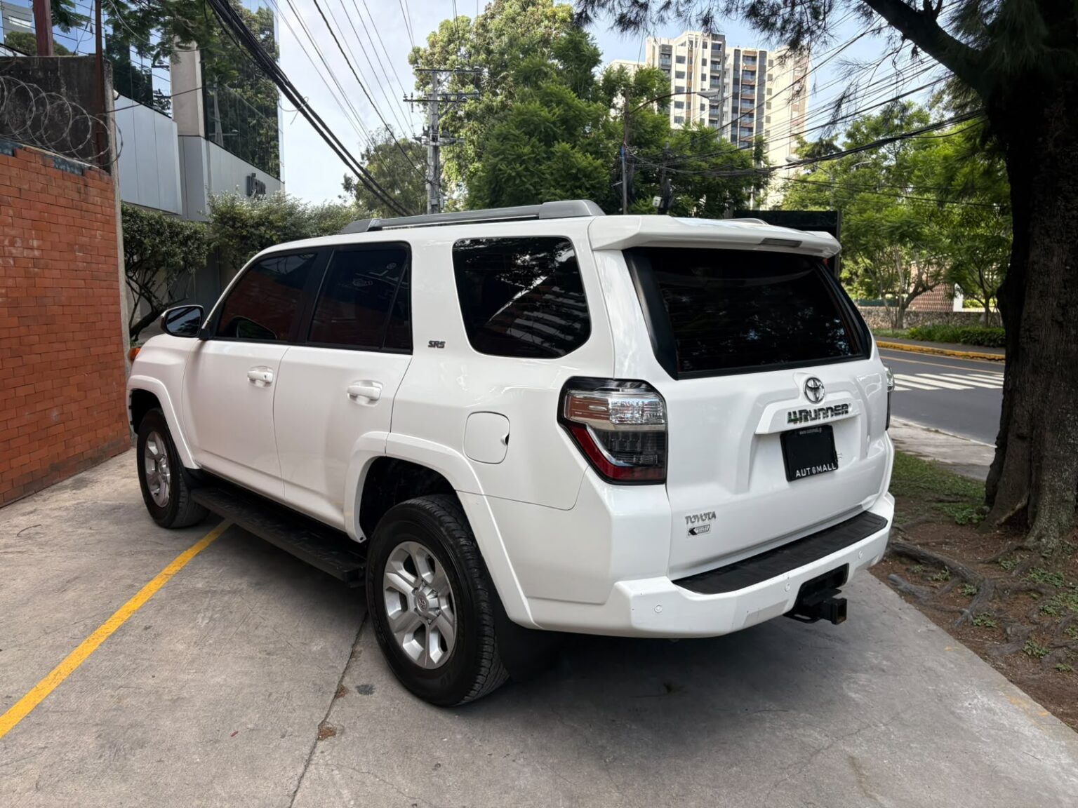 Toyota-4Runner-2019-589GYQ (6)