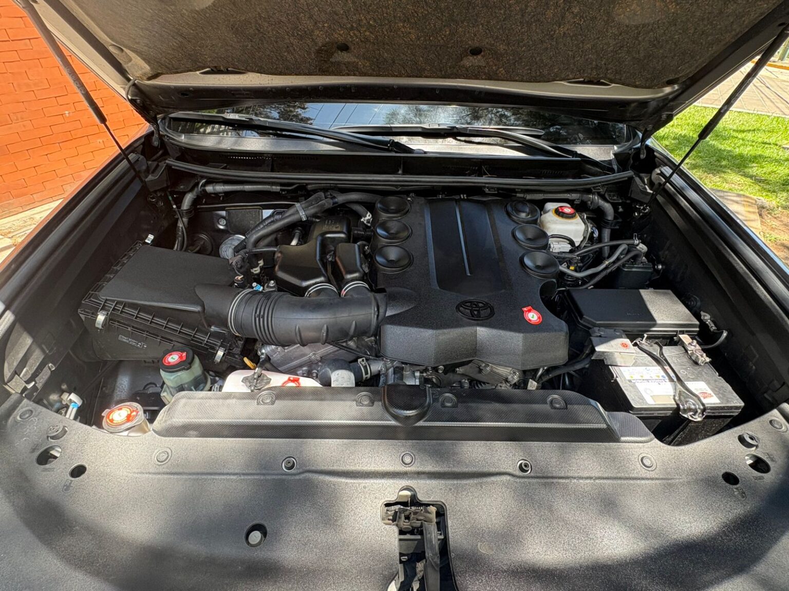 Toyota-Land-Cruiser-Prado-2023-181KFJ (14)