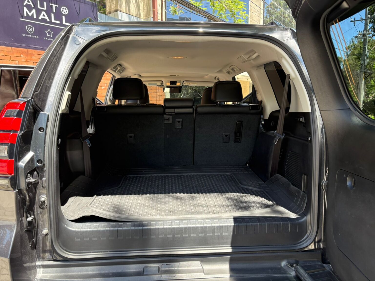 Toyota-Land-Cruiser-Prado-2023-181KFJ (15)