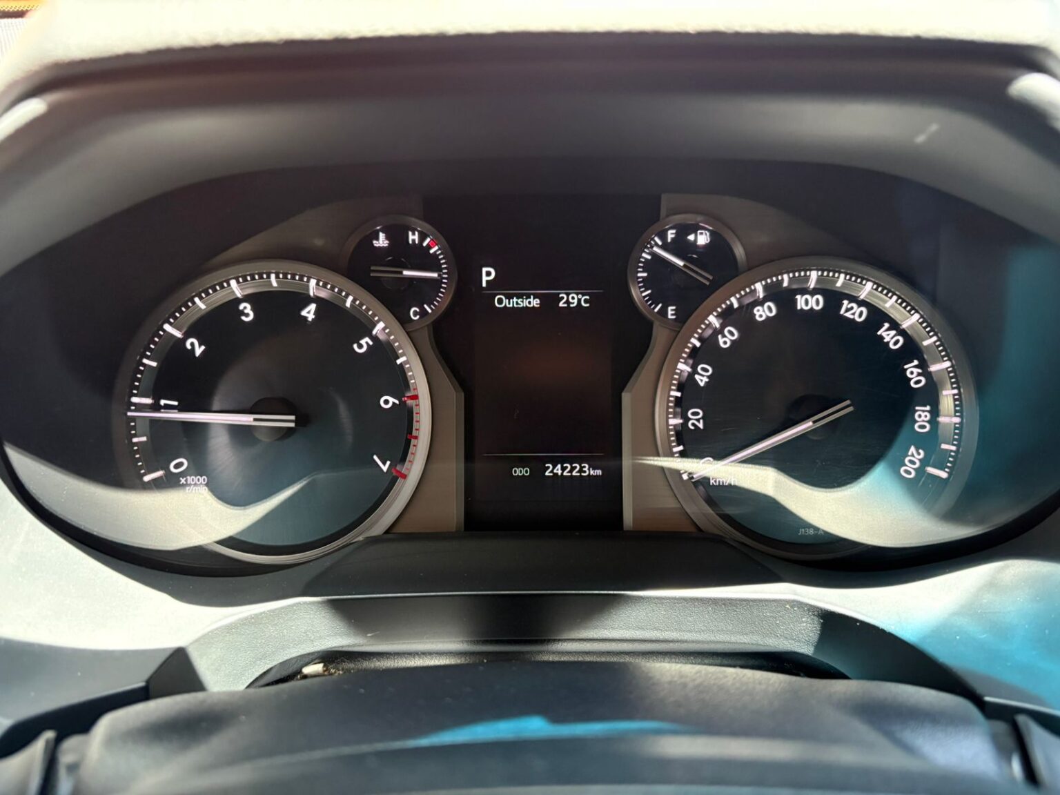 Toyota-Land-Cruiser-Prado-2023-181KFJ (17)