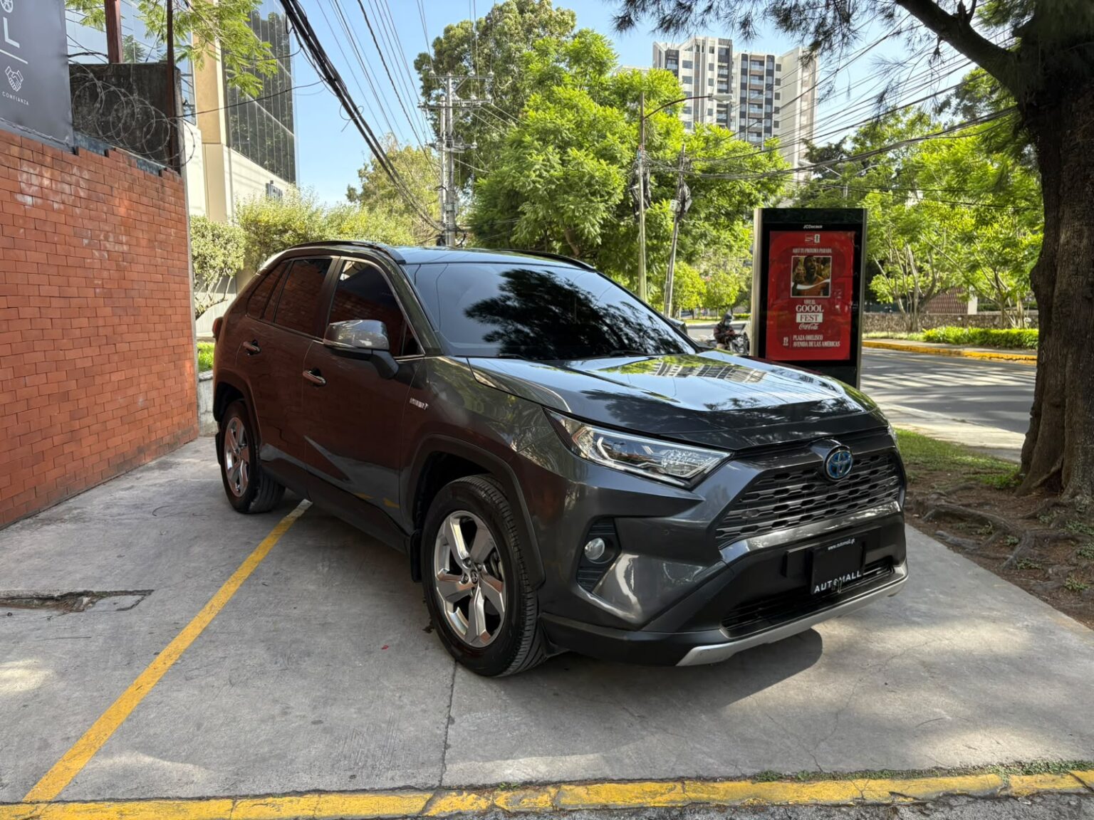 Toyota-Rav4-Hibrid-2021-981HRZ (2)