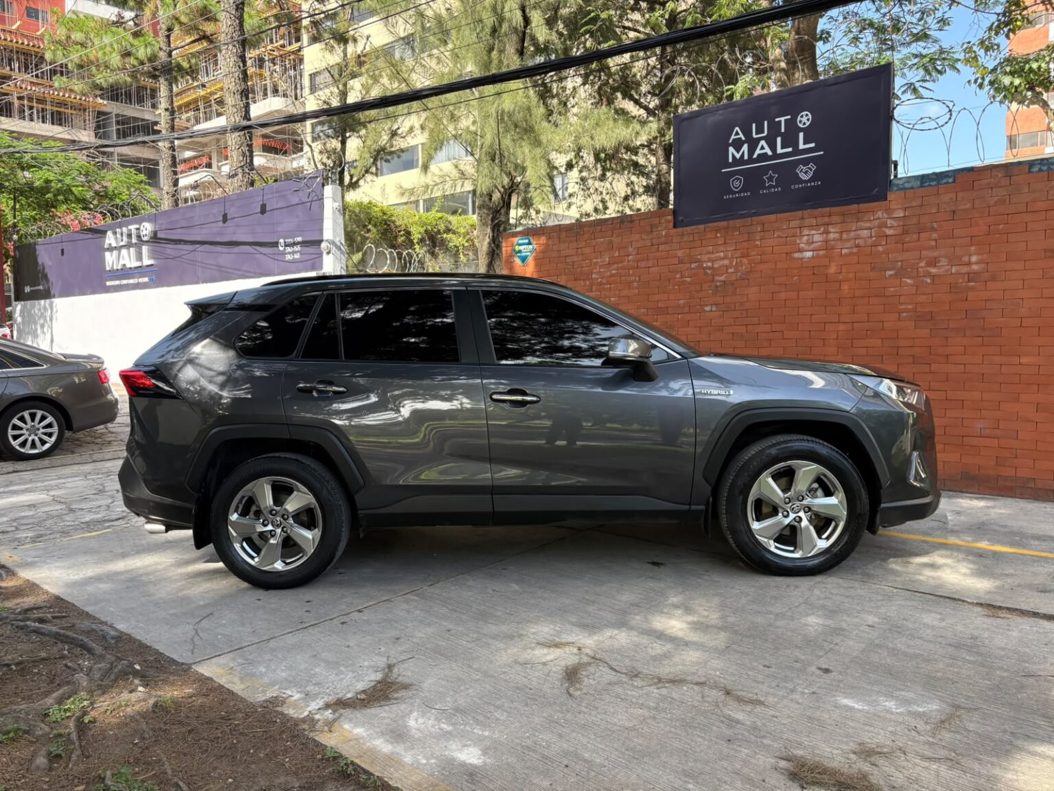 Toyota-Rav4-Hibrid-2021-981HRZ (3)