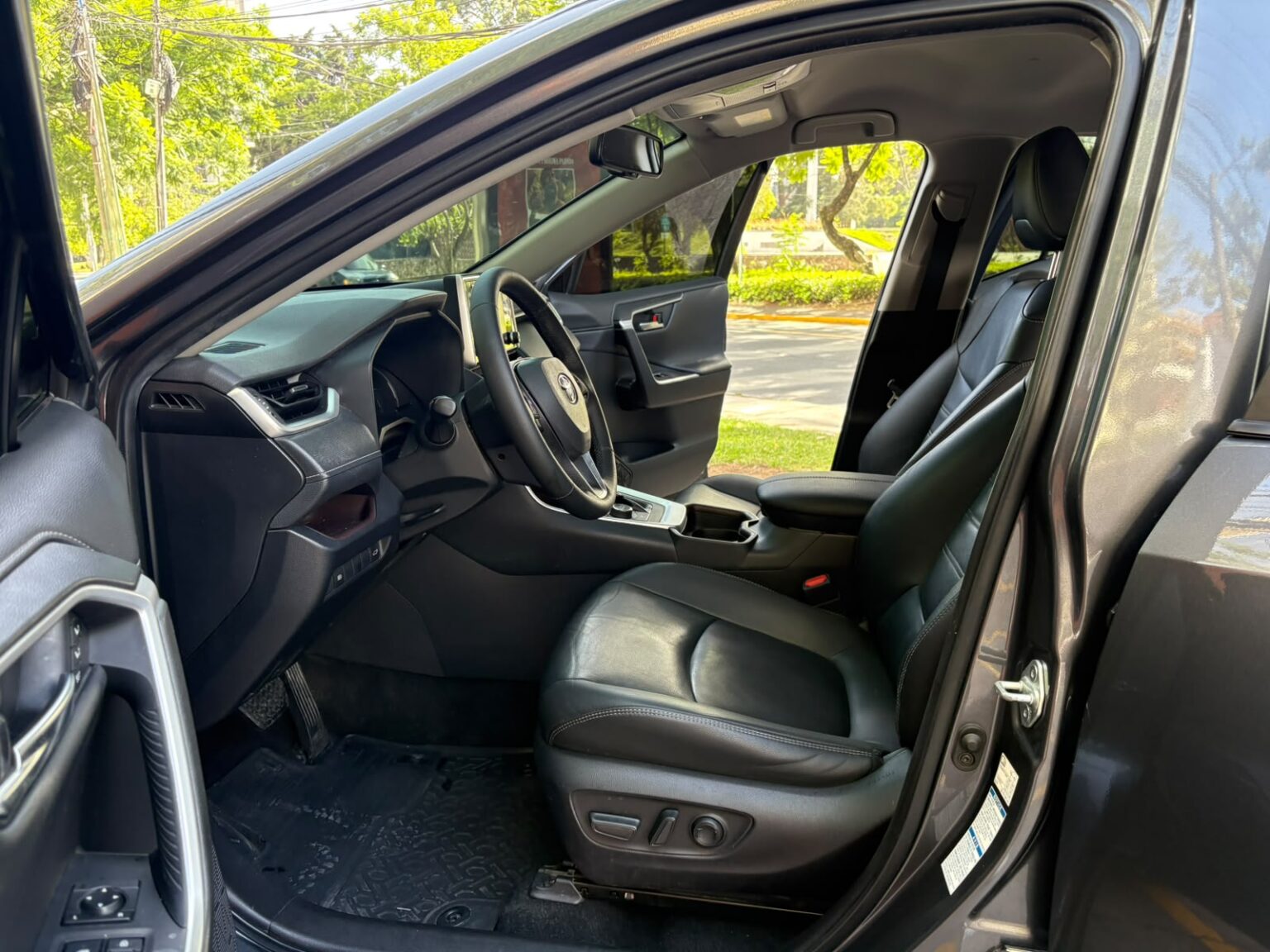 Toyota-Rav4-Hibrid-2021-981HRZ (8)