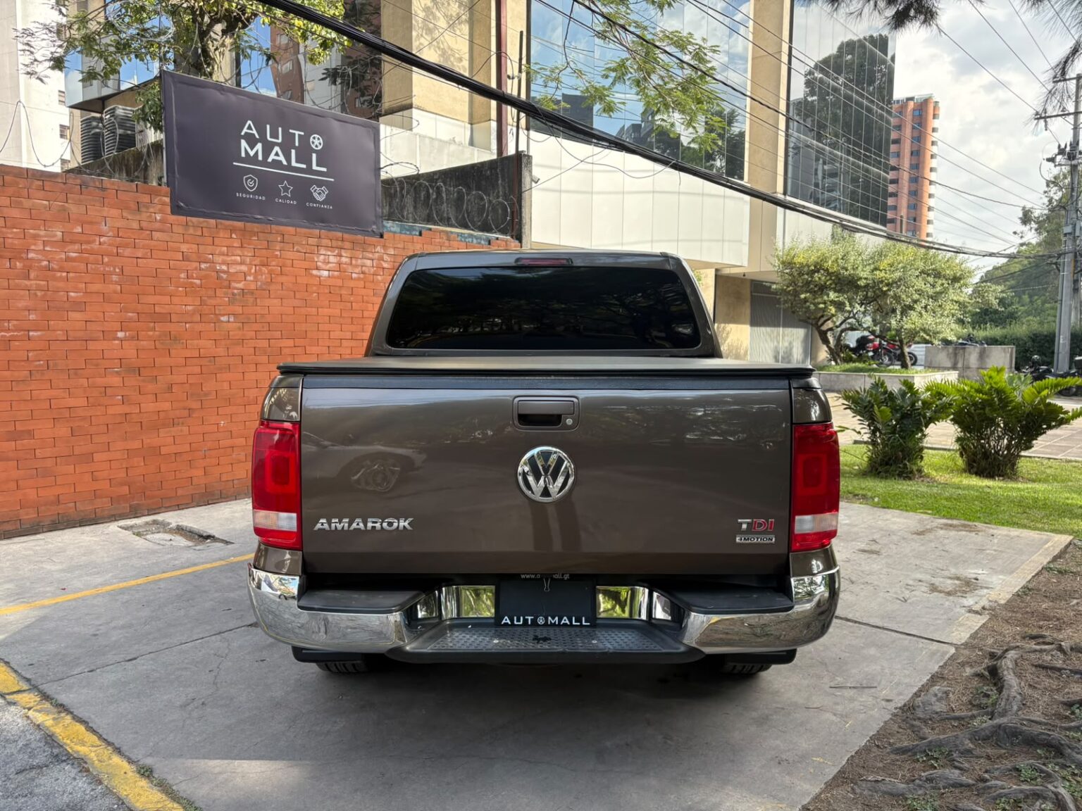 Volkswagen-Amarok-2016-779GKF (4)