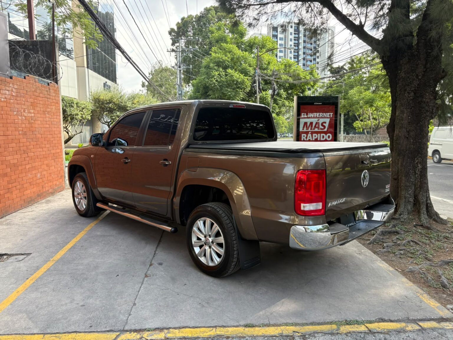 Volkswagen-Amarok-2016-779GKF (5)