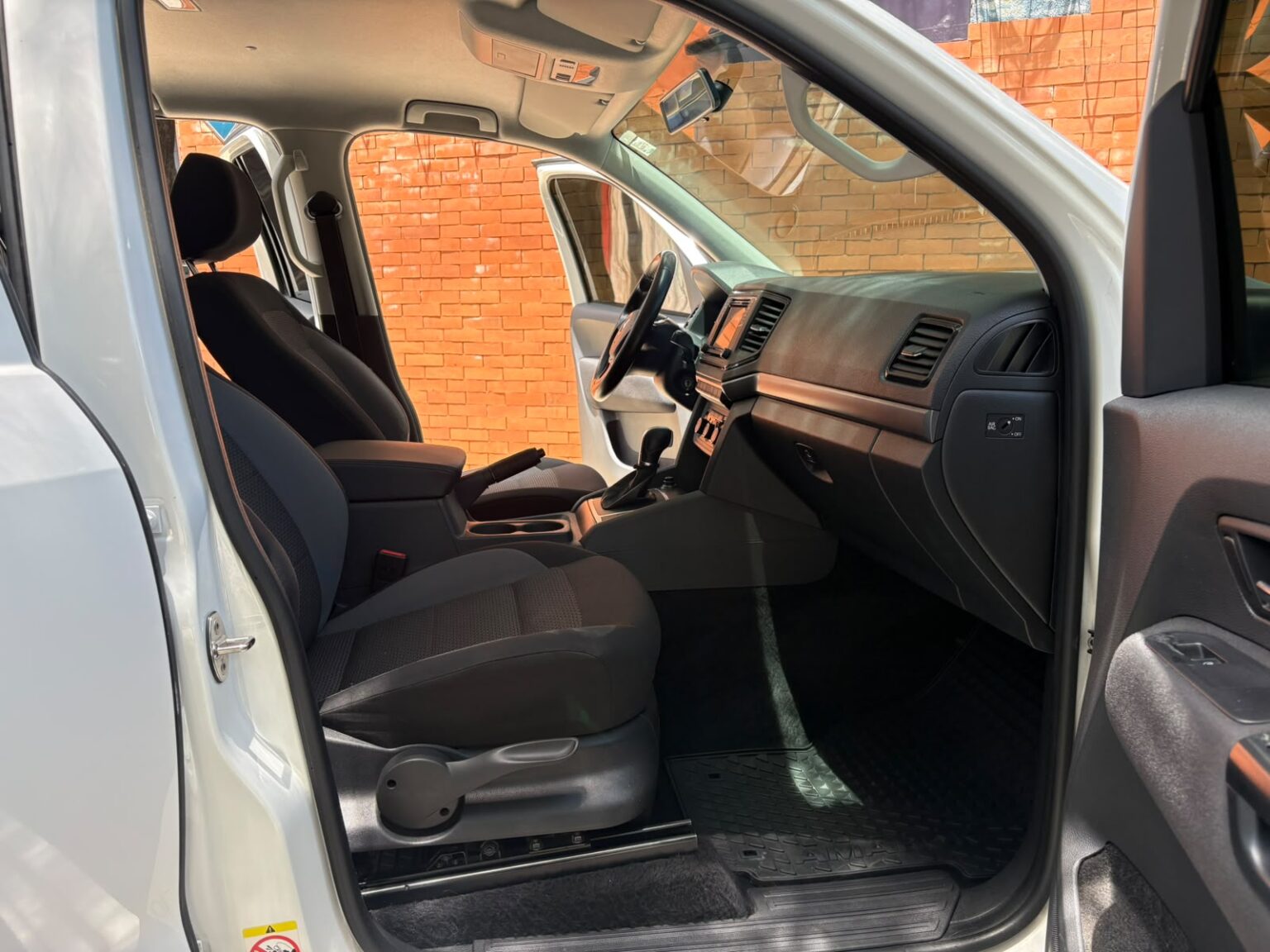 Volkswagen-Amarok-AT-2019- (11)