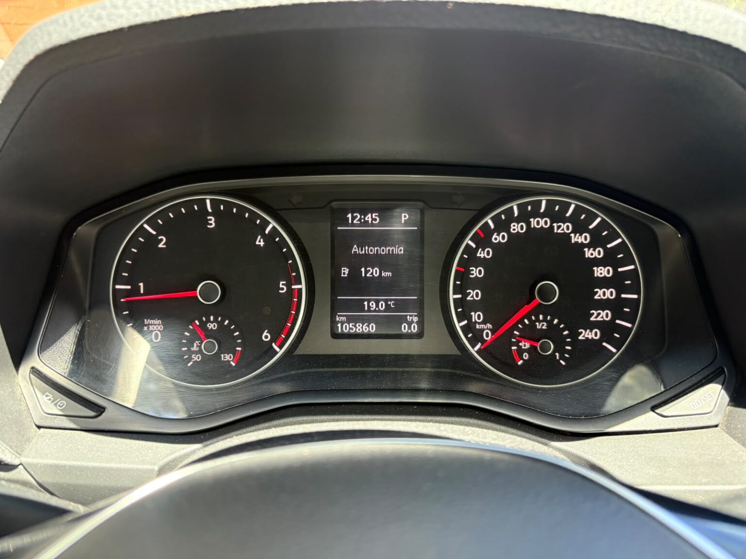 Volkswagen-Amarok-AT-2019- (13)
