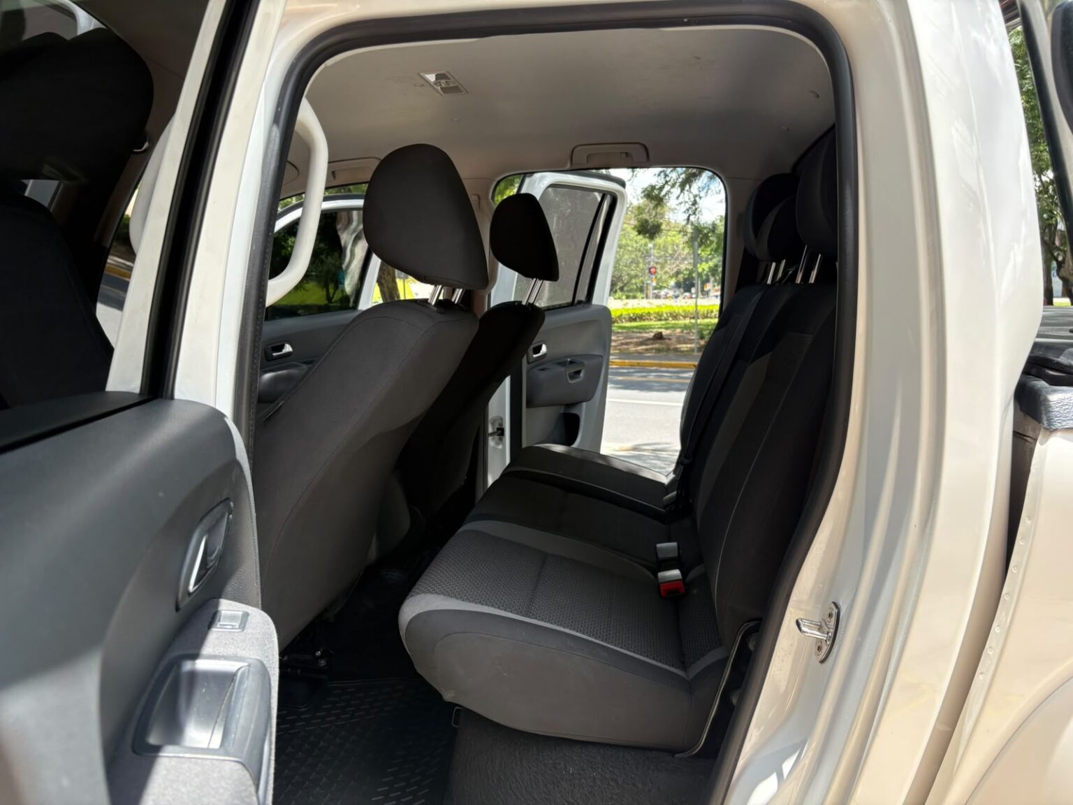 Volkswagen-Amarok-AT-2019- (15)