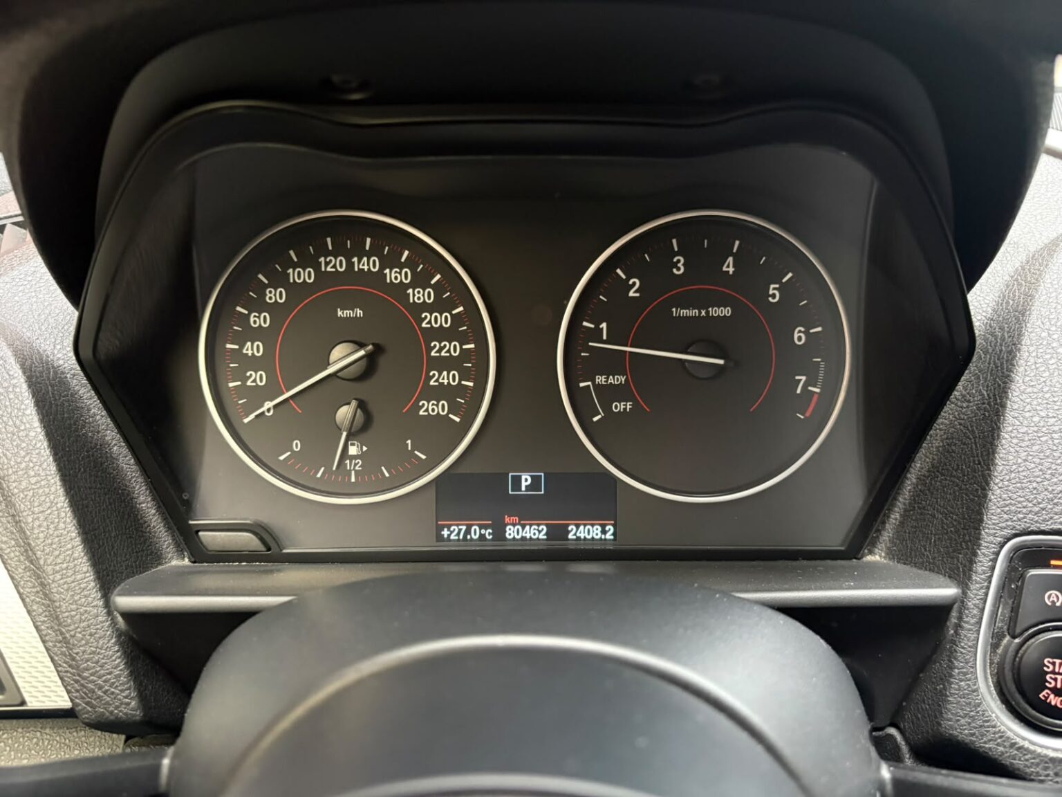 BMW-M235i-Coupe-2015-060FSQ (10)