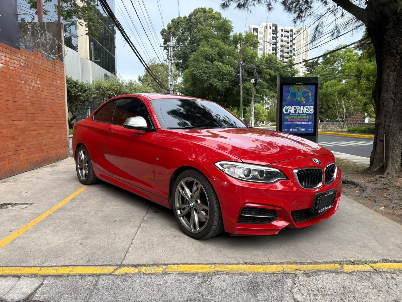 BMW-M235i-Coupe-2015-060FSQ (2)
