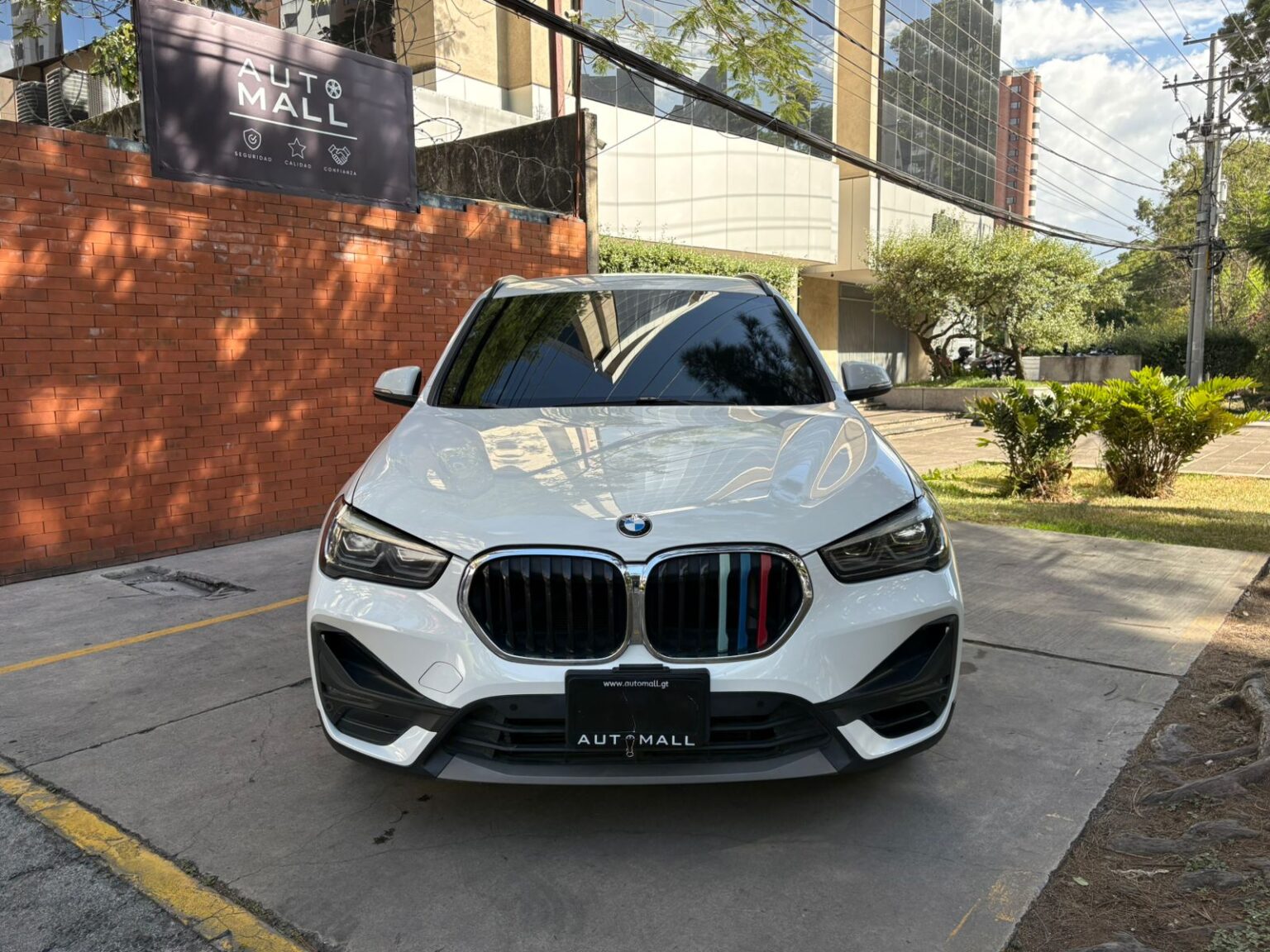 BMW-X1-18i-2021-662HYN (7)