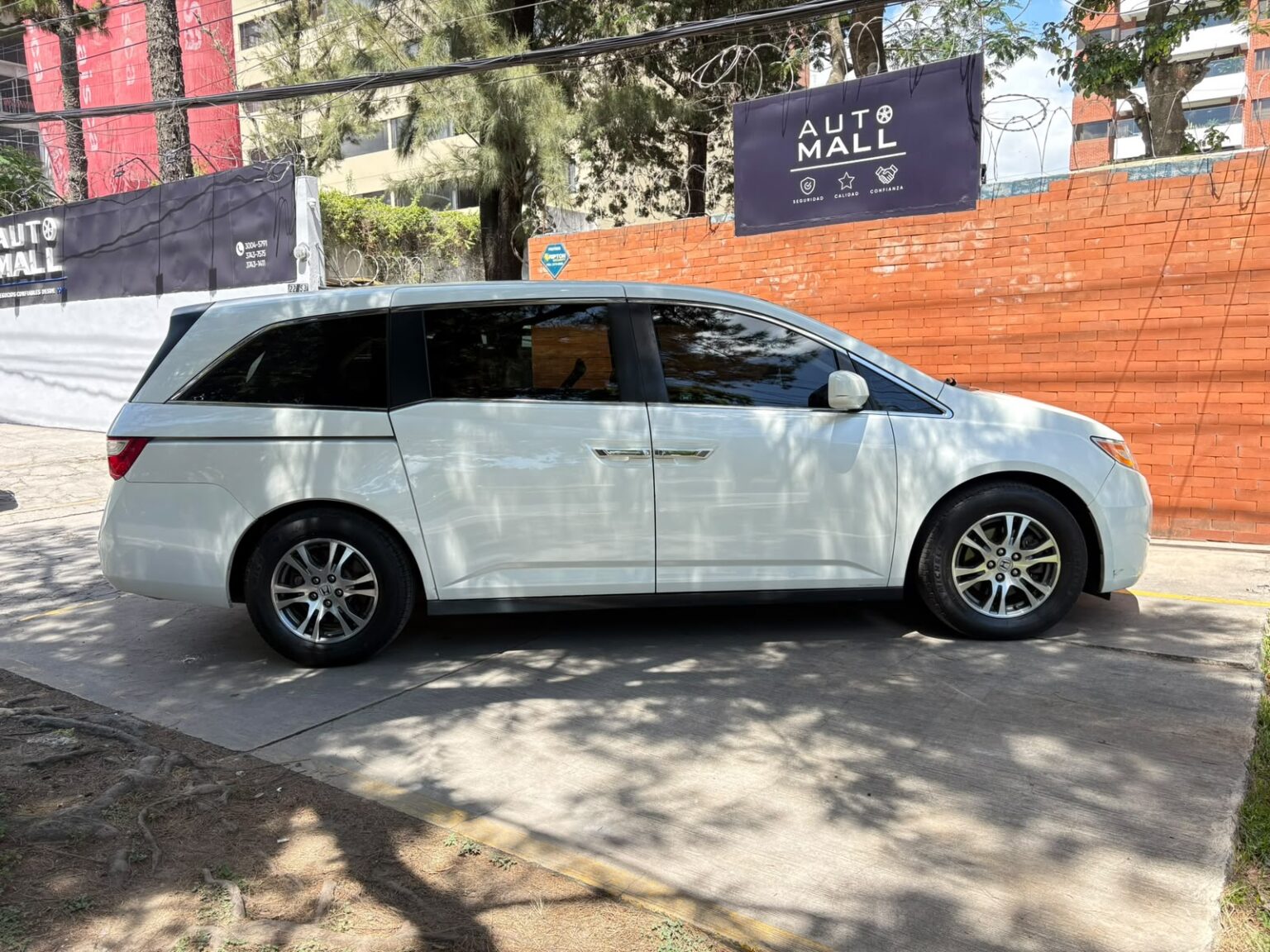 Honda-Odyssey-2012-461FGF (3)