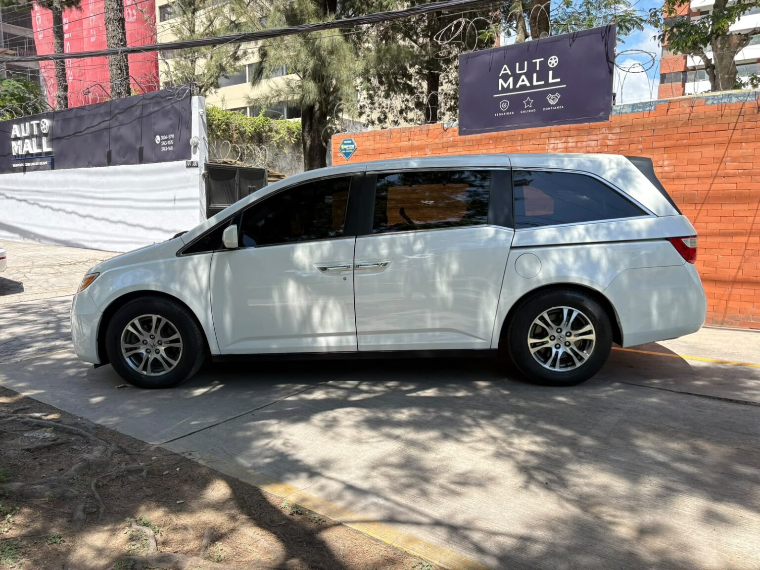 Honda-Odyssey-2012-461FGF (7)