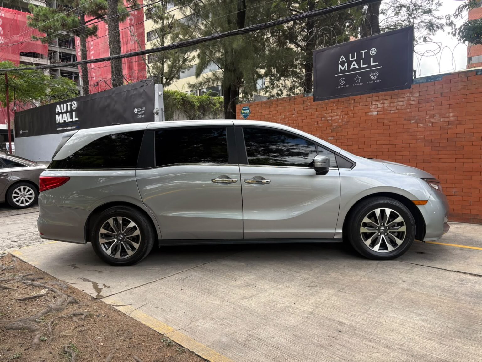 Honda-Odyssey-EXLR-2022-405JKD (10)