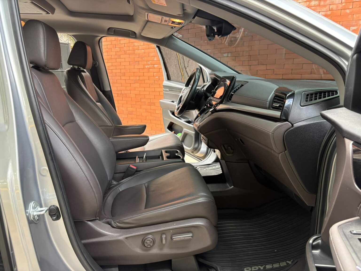 Honda-Odyssey-EXLR-2022-405JKD (13)