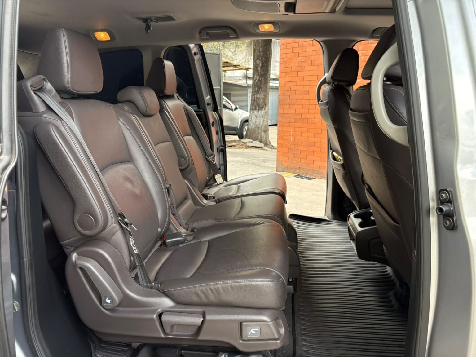 Honda-Odyssey-EXLR-2022-405JKD (14)