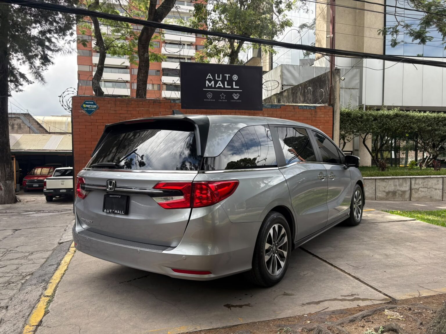 Honda-Odyssey-EXLR-2022-405JKD (9)