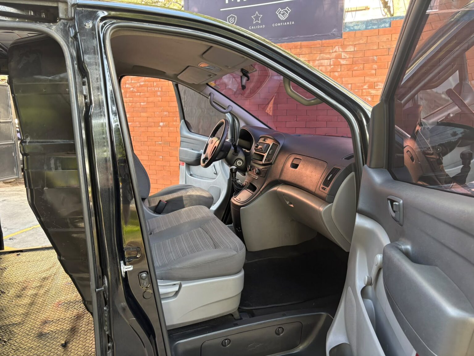 Hyundai-H1-GL-2021-620JNT (17)