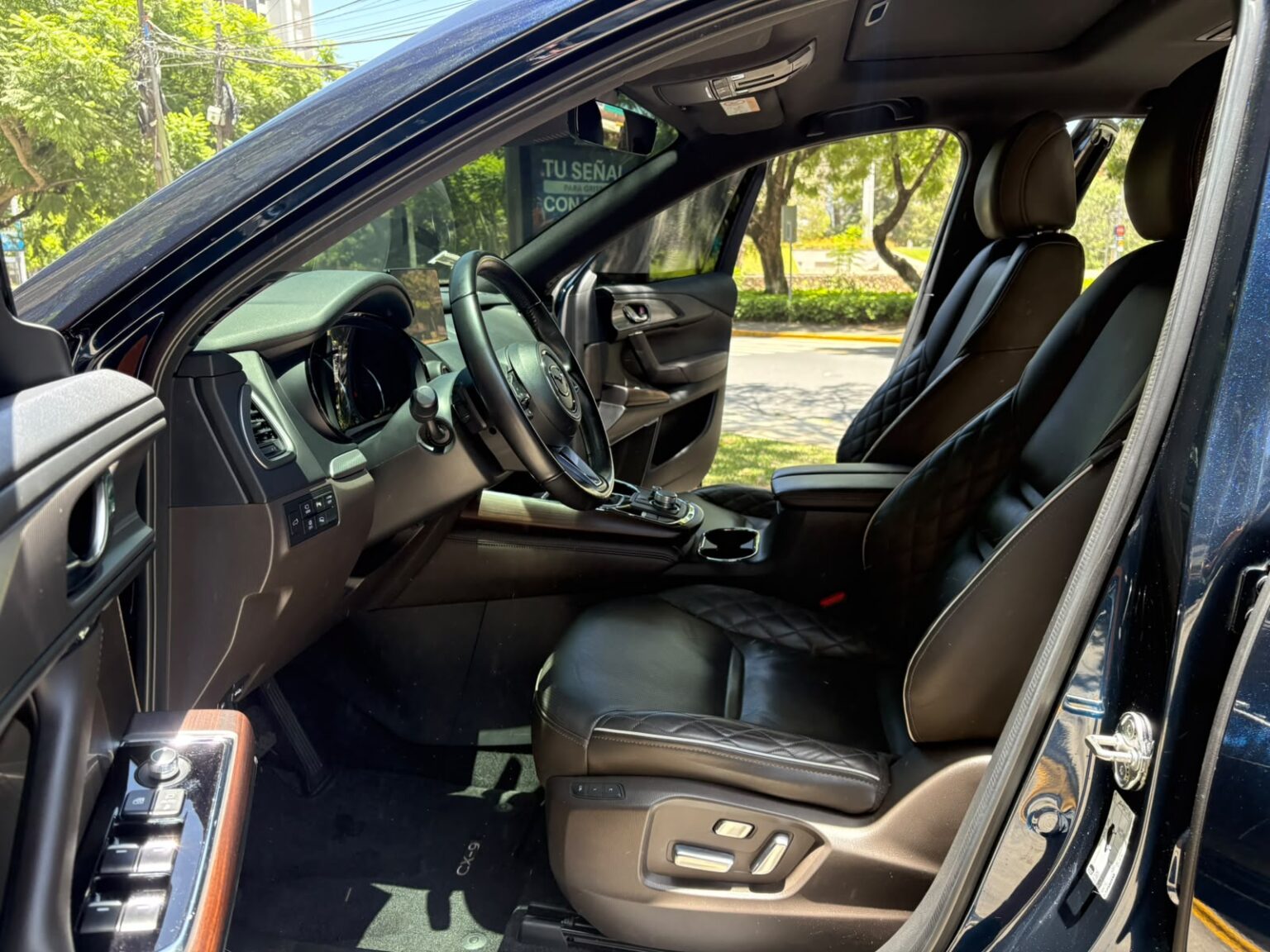 Mazda-CX9-2023-426KBZ (8)