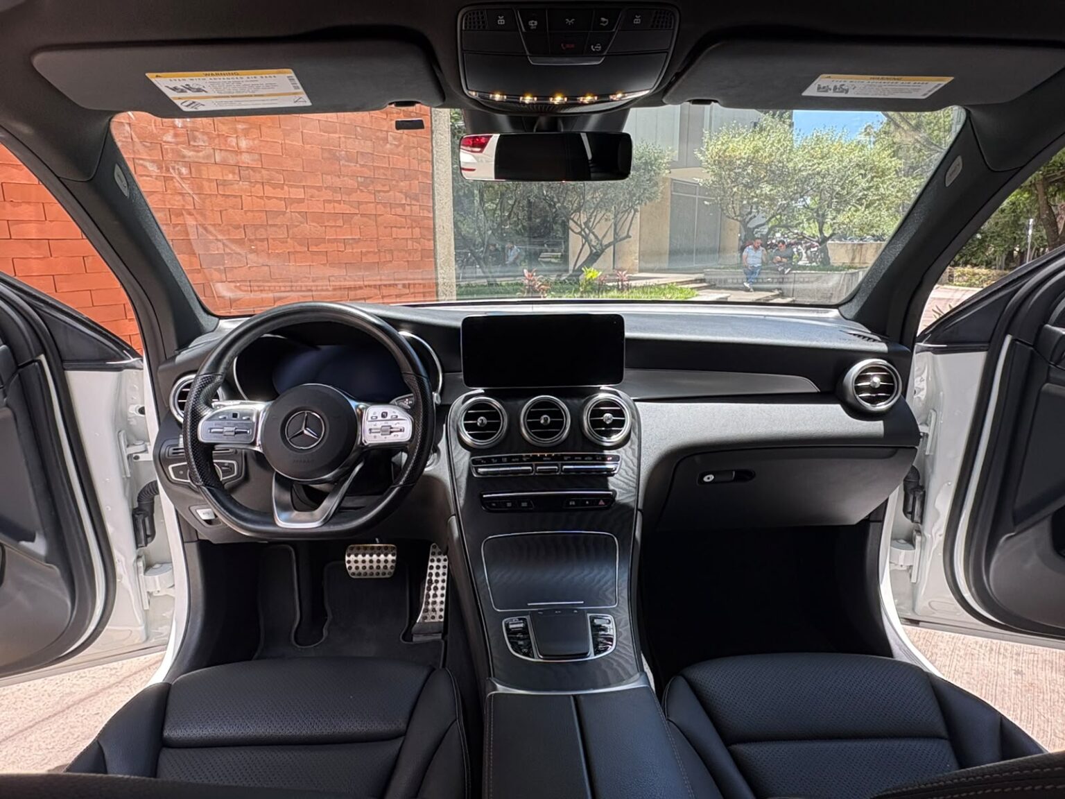 Mercedes-Benz-GLC300-2022-347LSP (12)