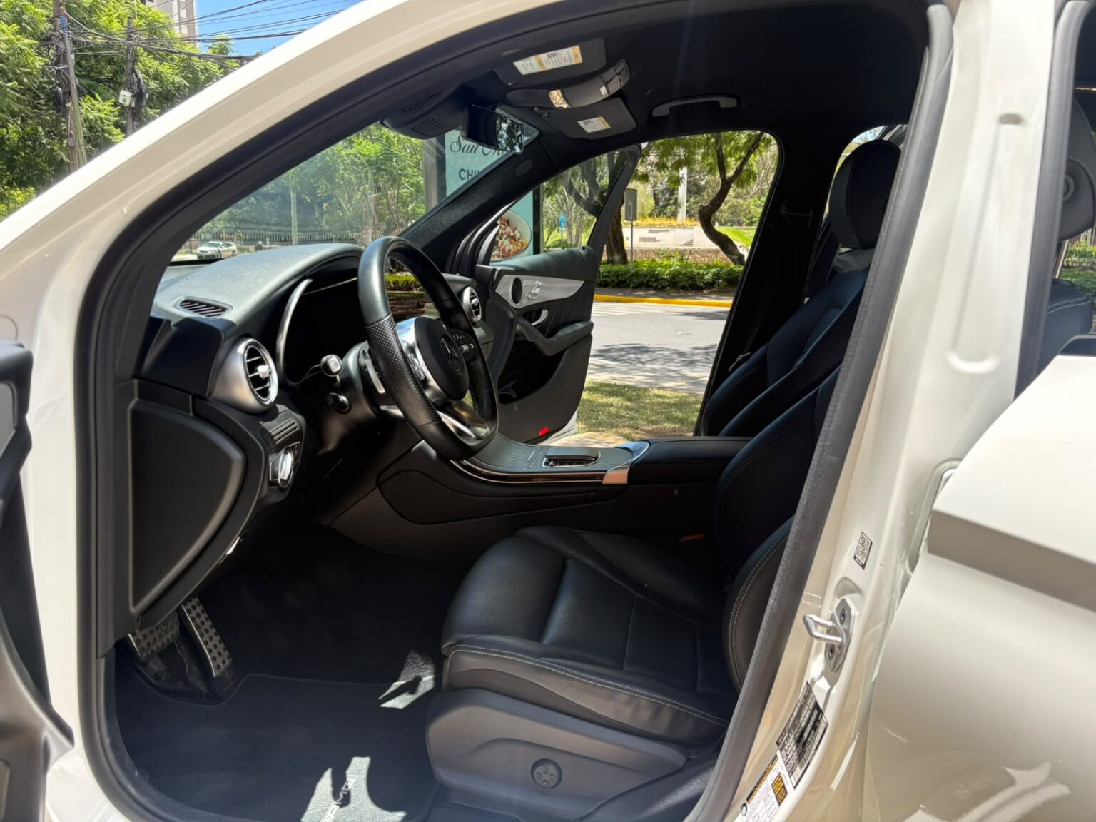 Mercedes-Benz-GLC300-2022-347LSP (8)
