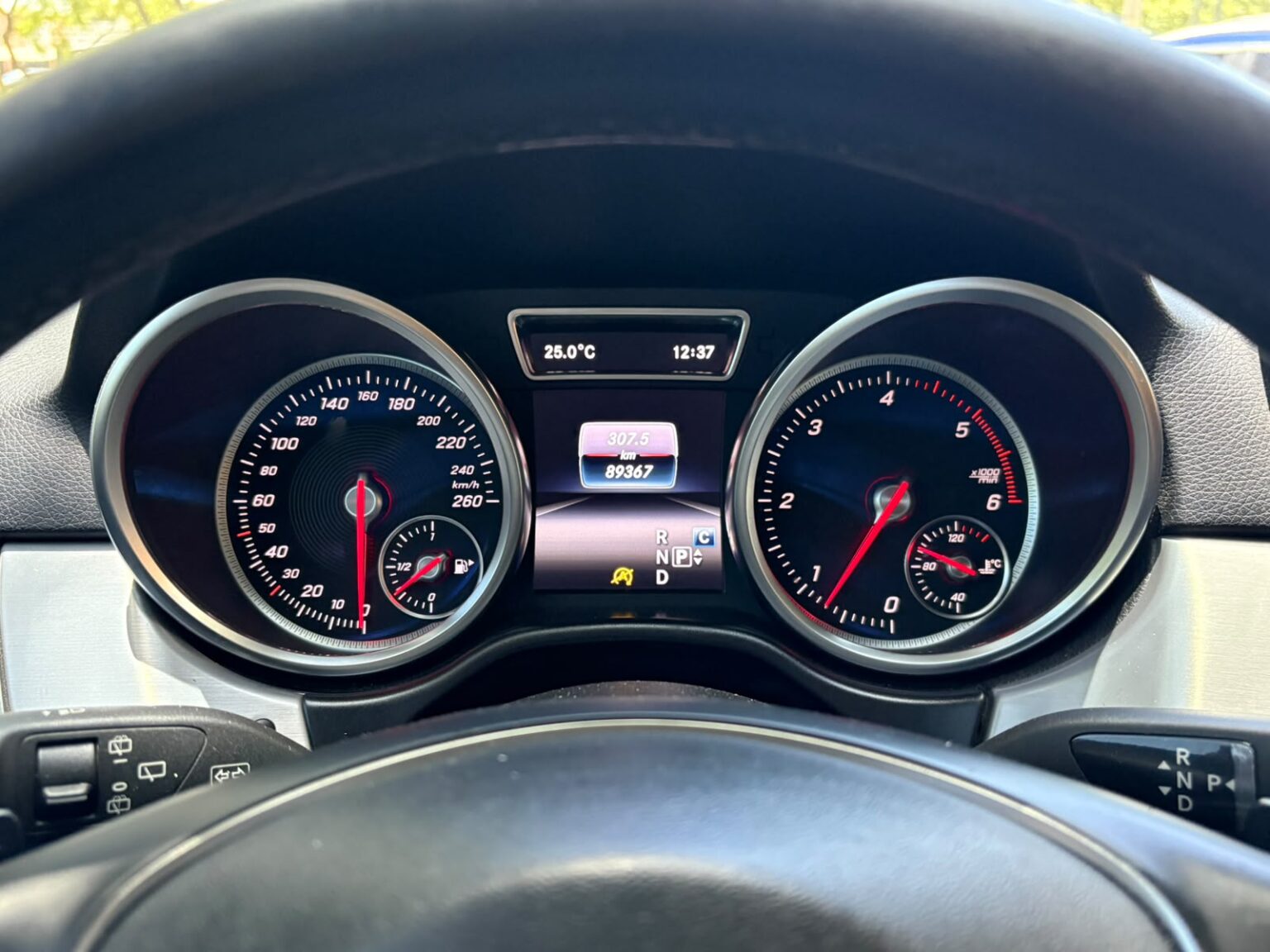 Mercedes-Benz-GLE250-2017-765GRM (14)