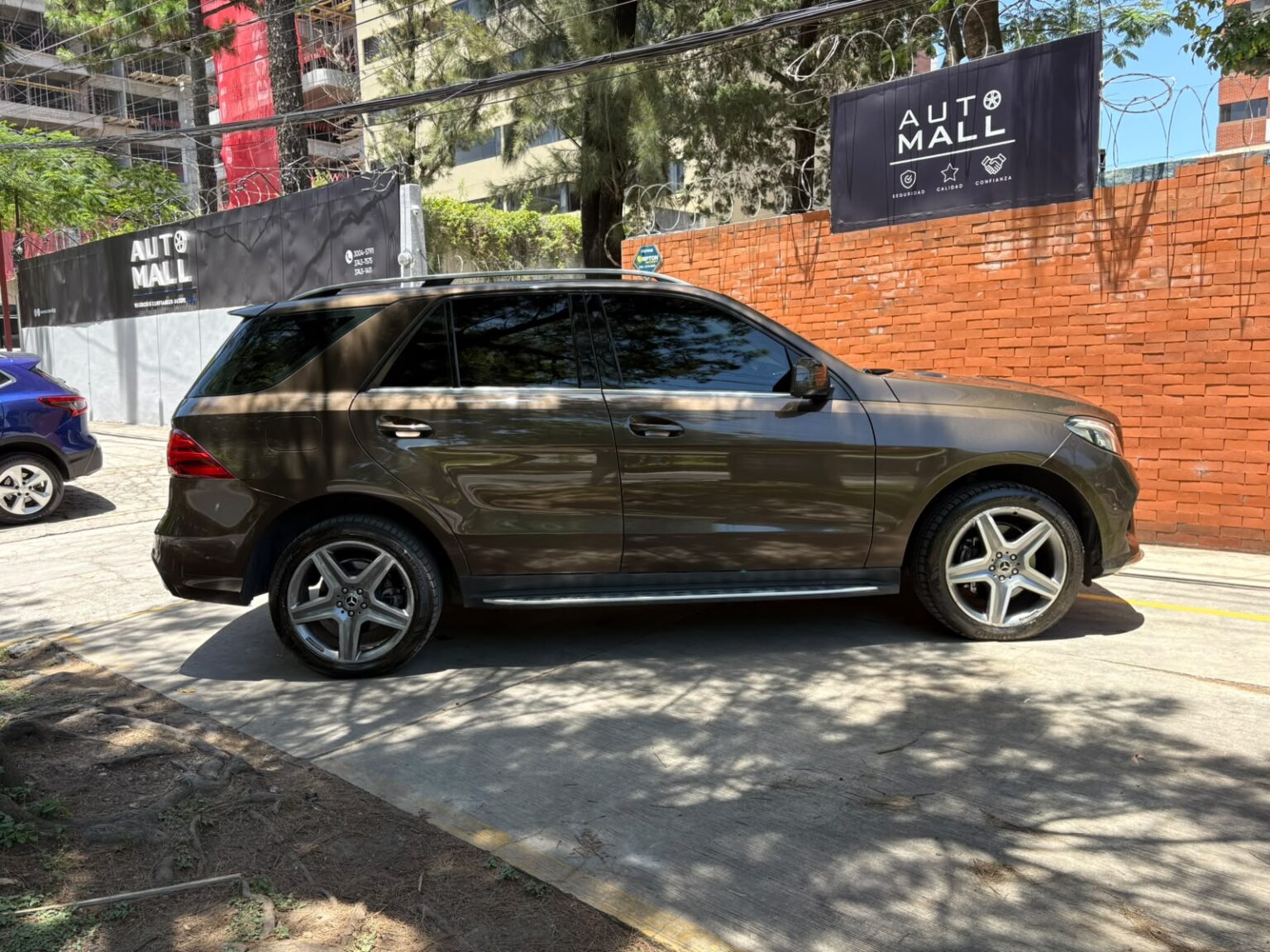 Mercedes-Benz-GLE250-2017-765GRM (4)
