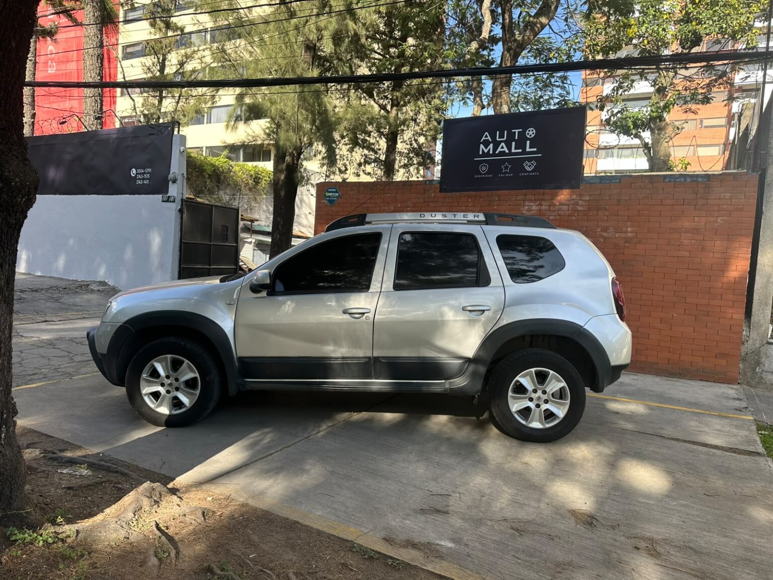 Renault-Duster-2017-572GFW (15)