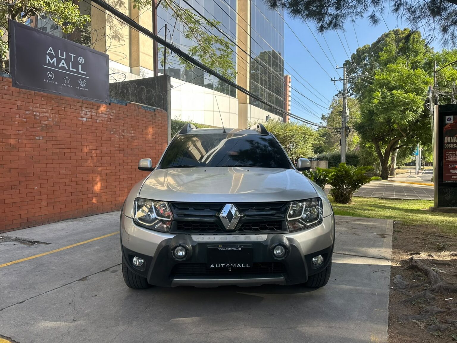 Renault-Duster-2017-572GFW (16)