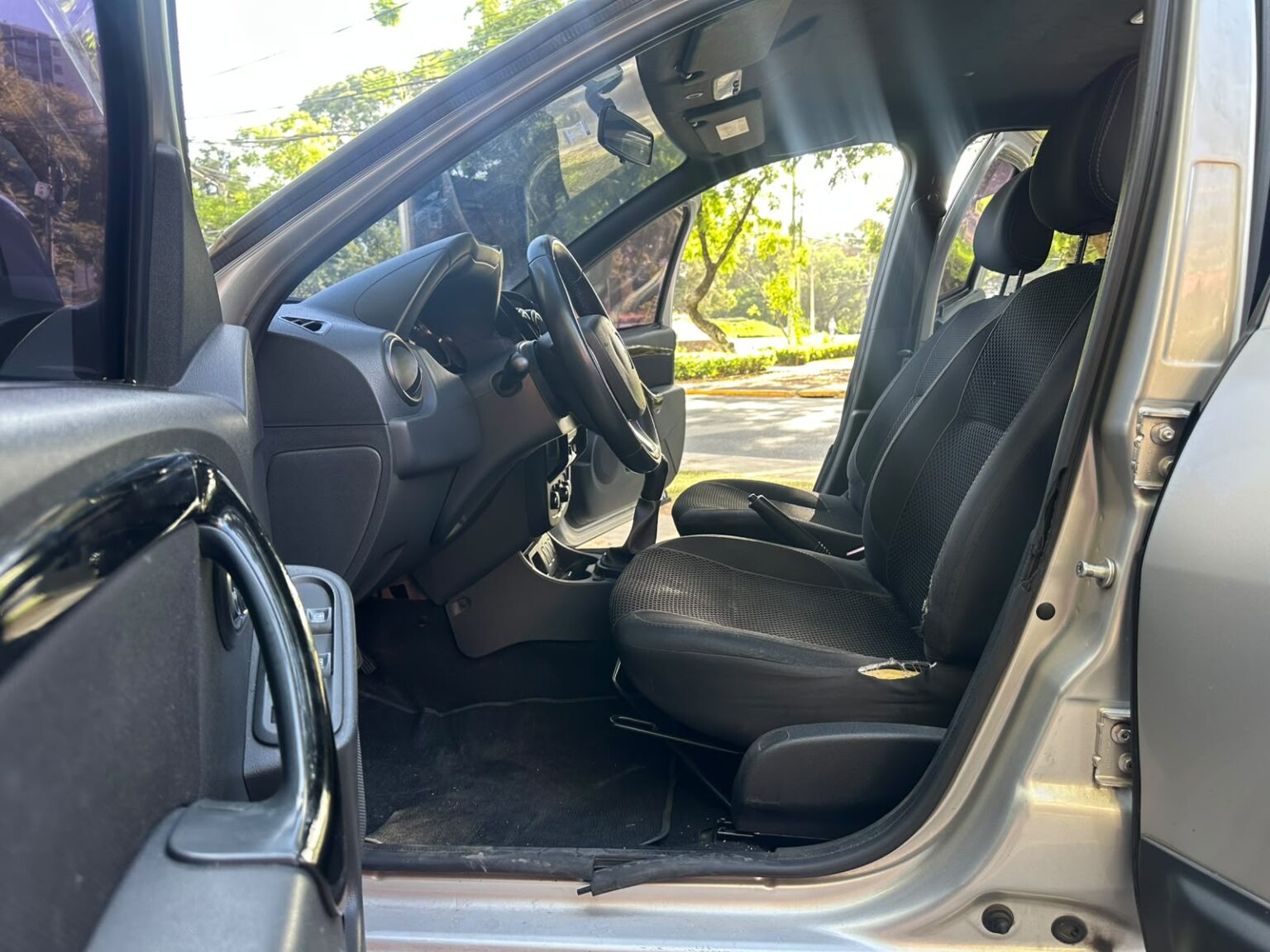 Renault-Duster-2017-572GFW (5)