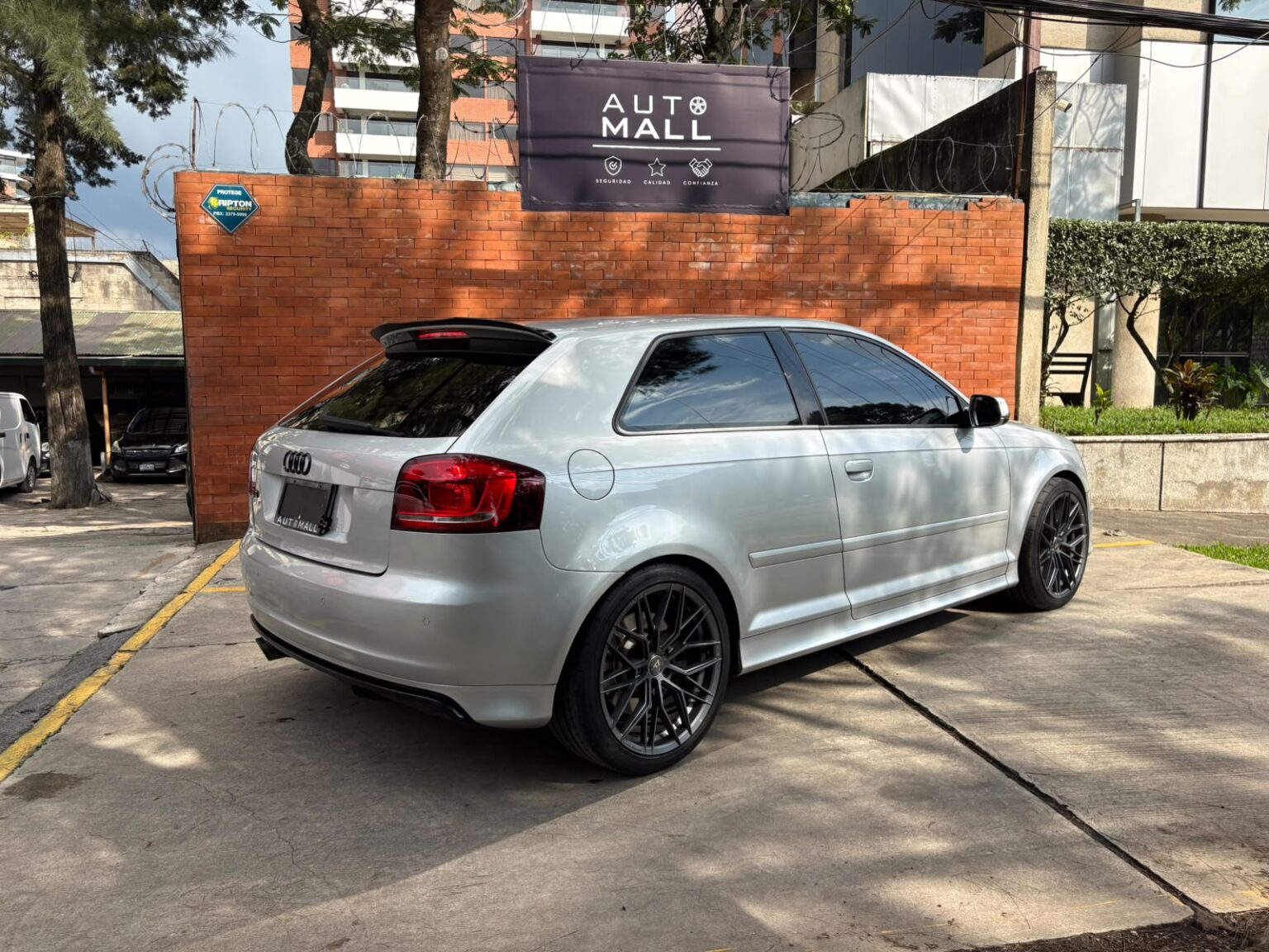 Audi-S3-2012-403FDF (9)