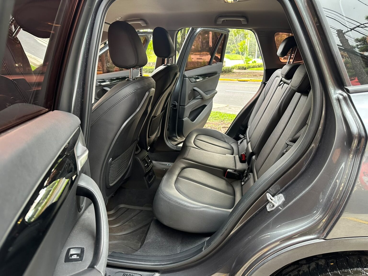 BMW-X1-SDrive-20i-2016-342GDZ (13)