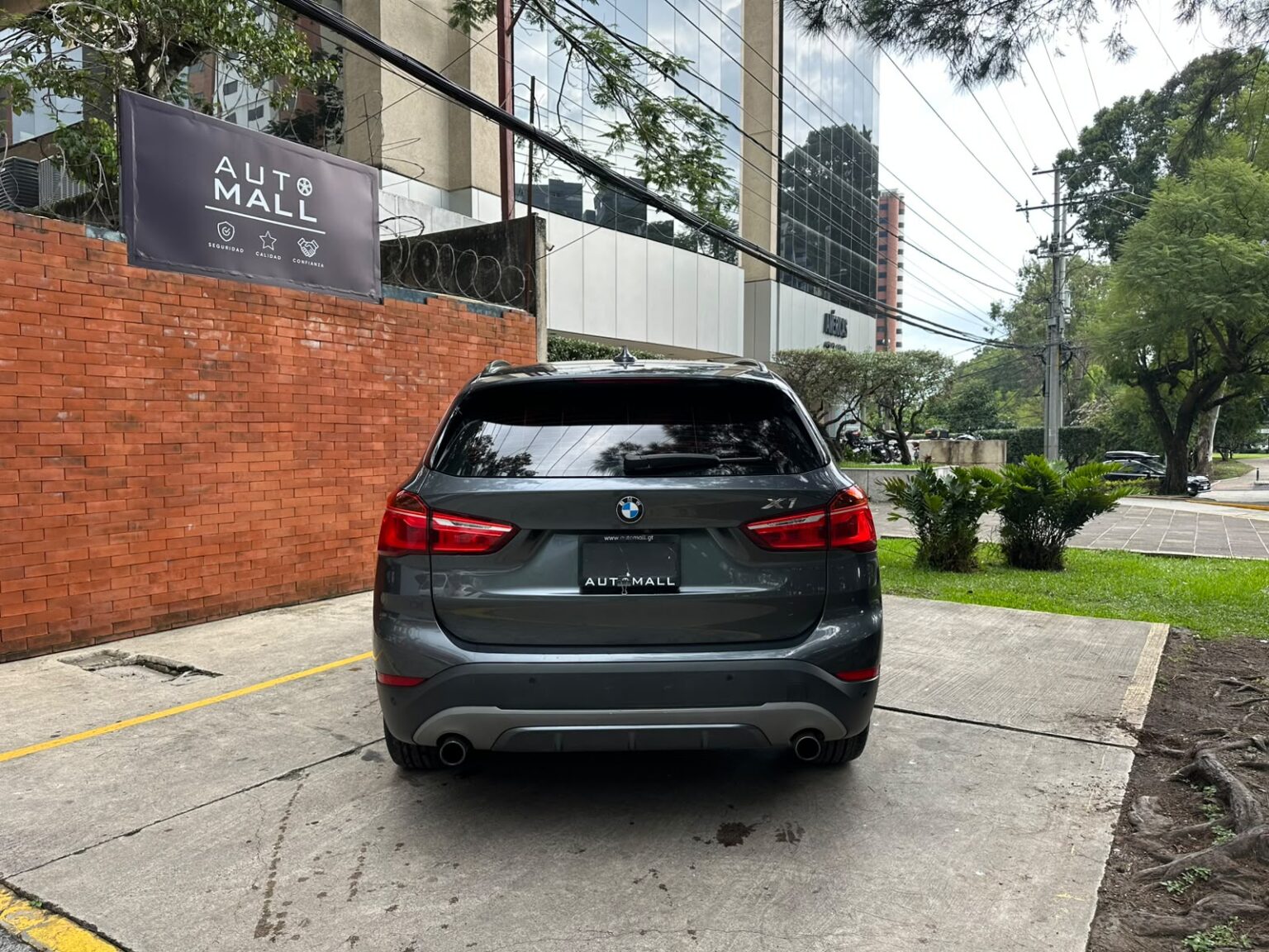 BMW-X1-SDrive-20i-2016-342GDZ (14)