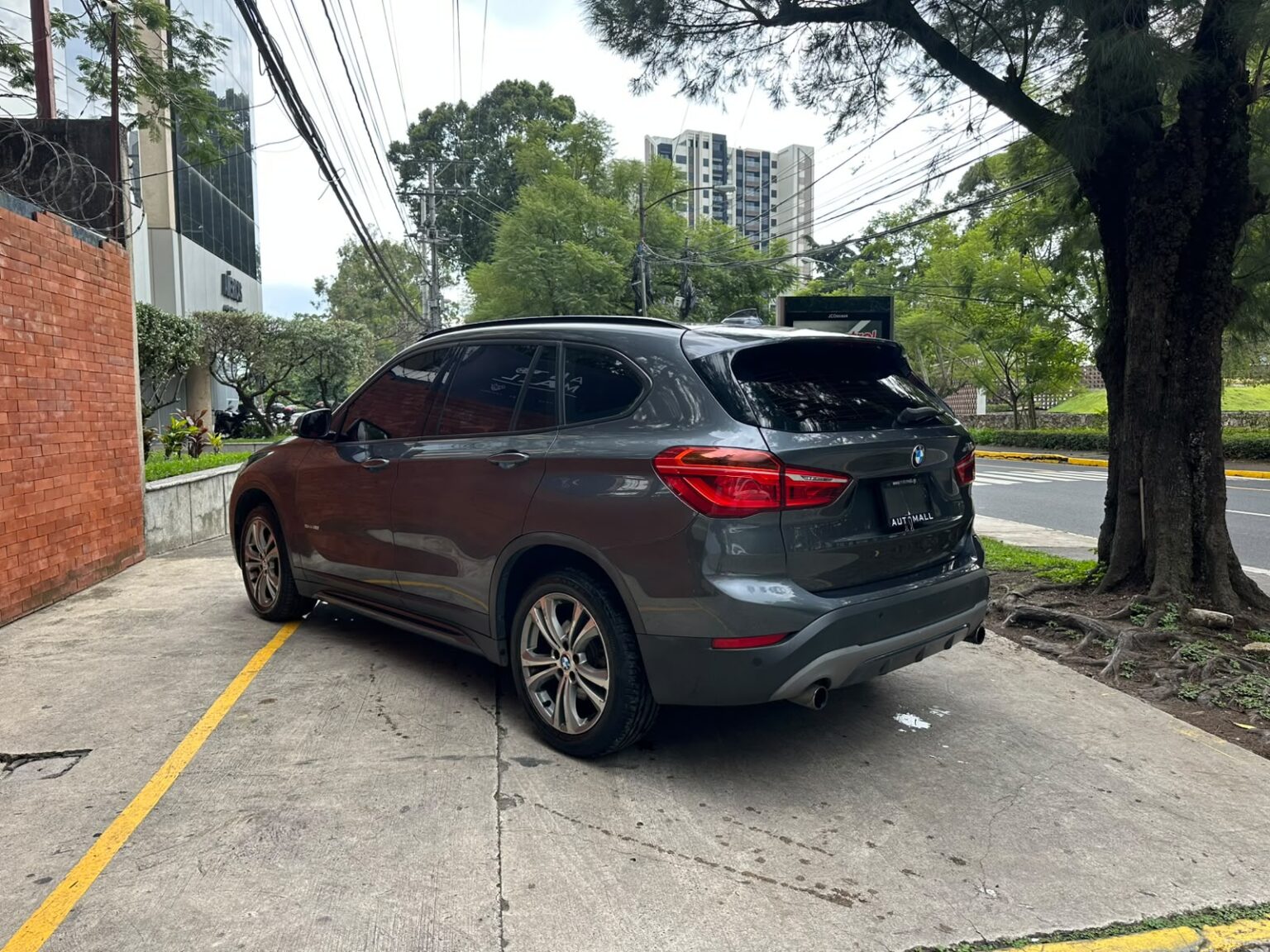 BMW-X1-SDrive-20i-2016-342GDZ (15)